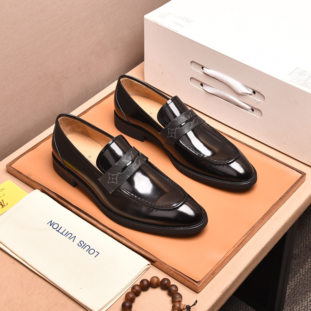 LV men's leather shoes-44