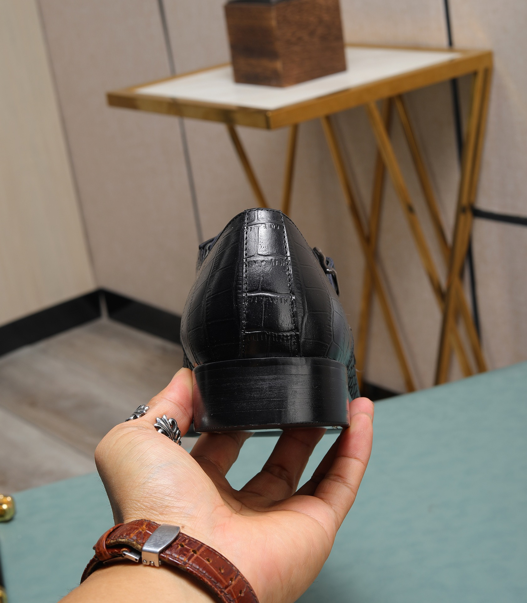 LV men's leather shoes-54