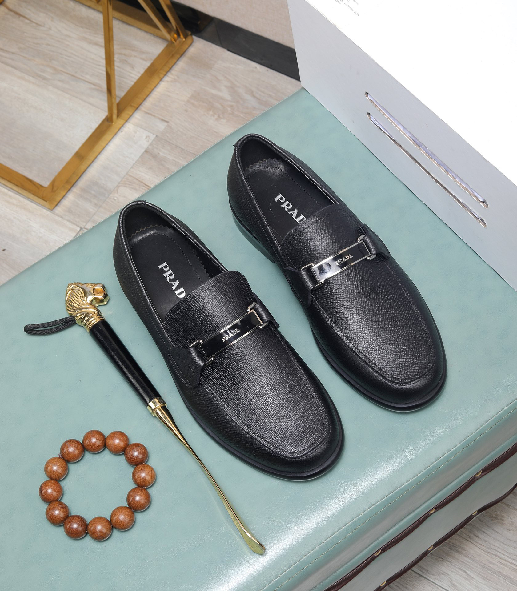 Prada men's leather shoes-28