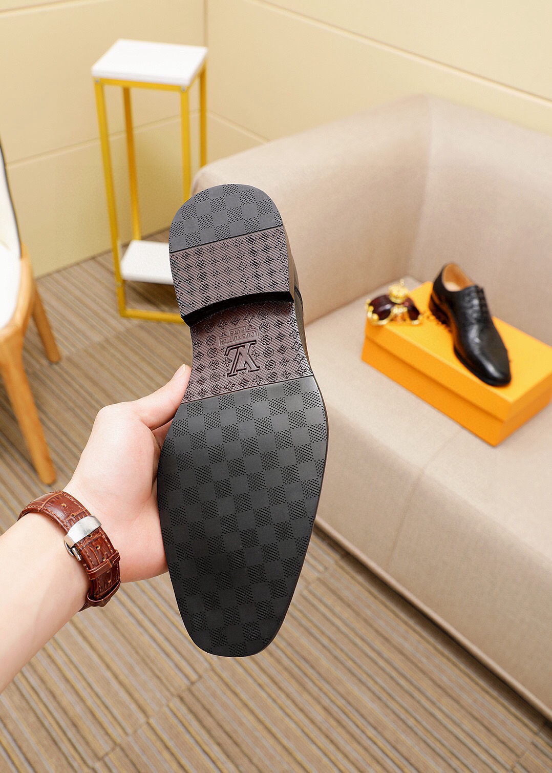 LV women's leather shoes-38