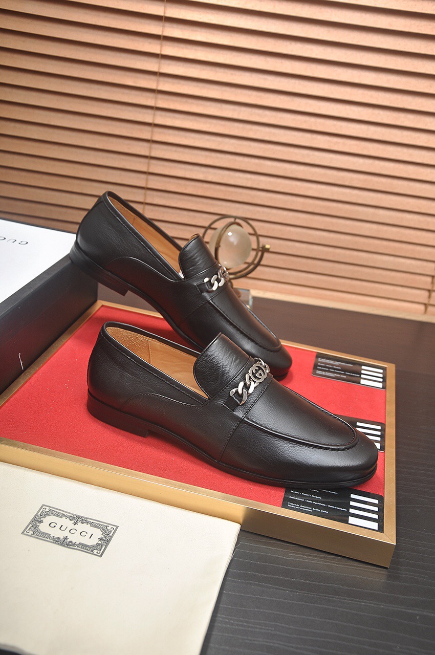 Prada men's leather shoes-23