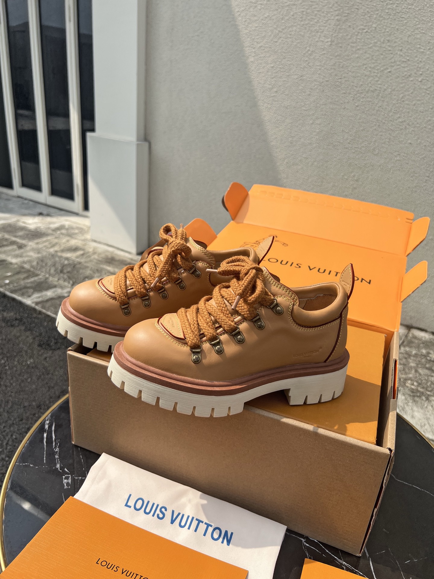 LV women's leather shoes-68