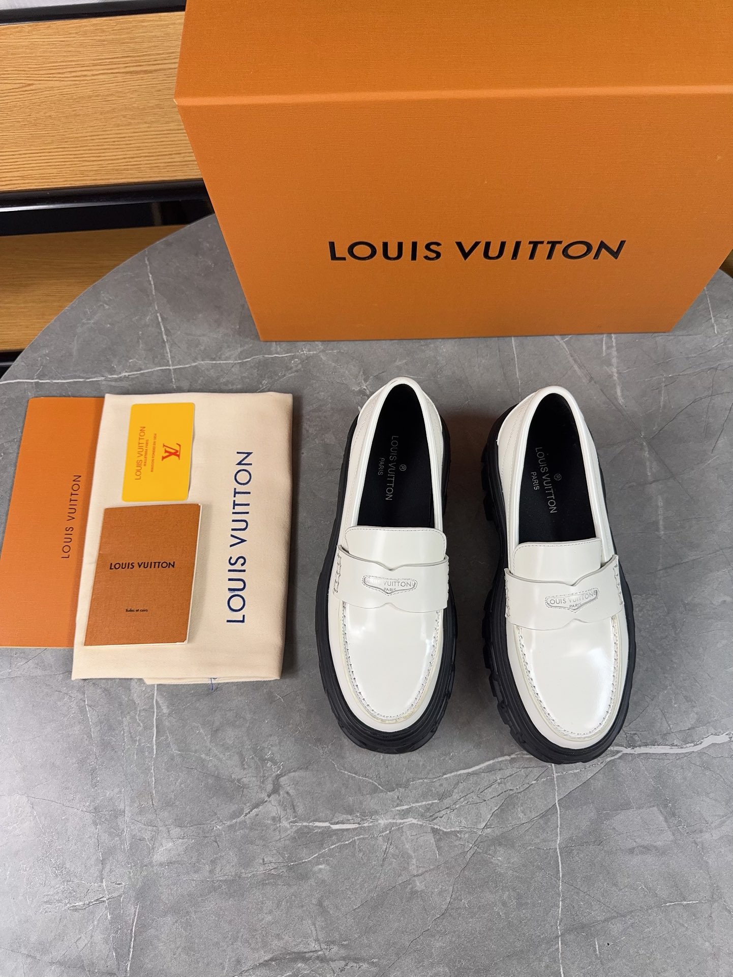 LV women's leather shoes-56