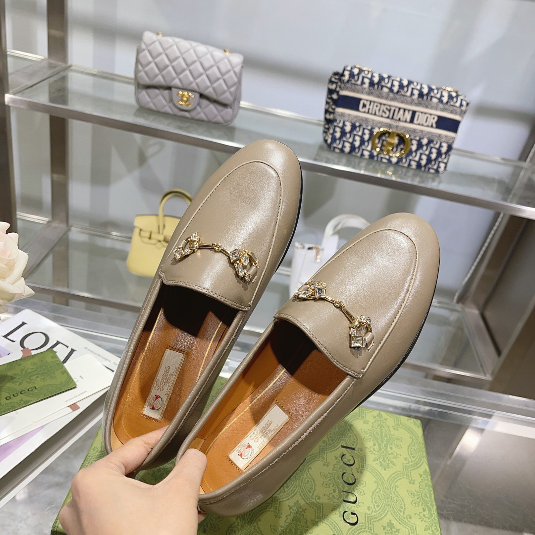 Gucci women's leather shoes-27