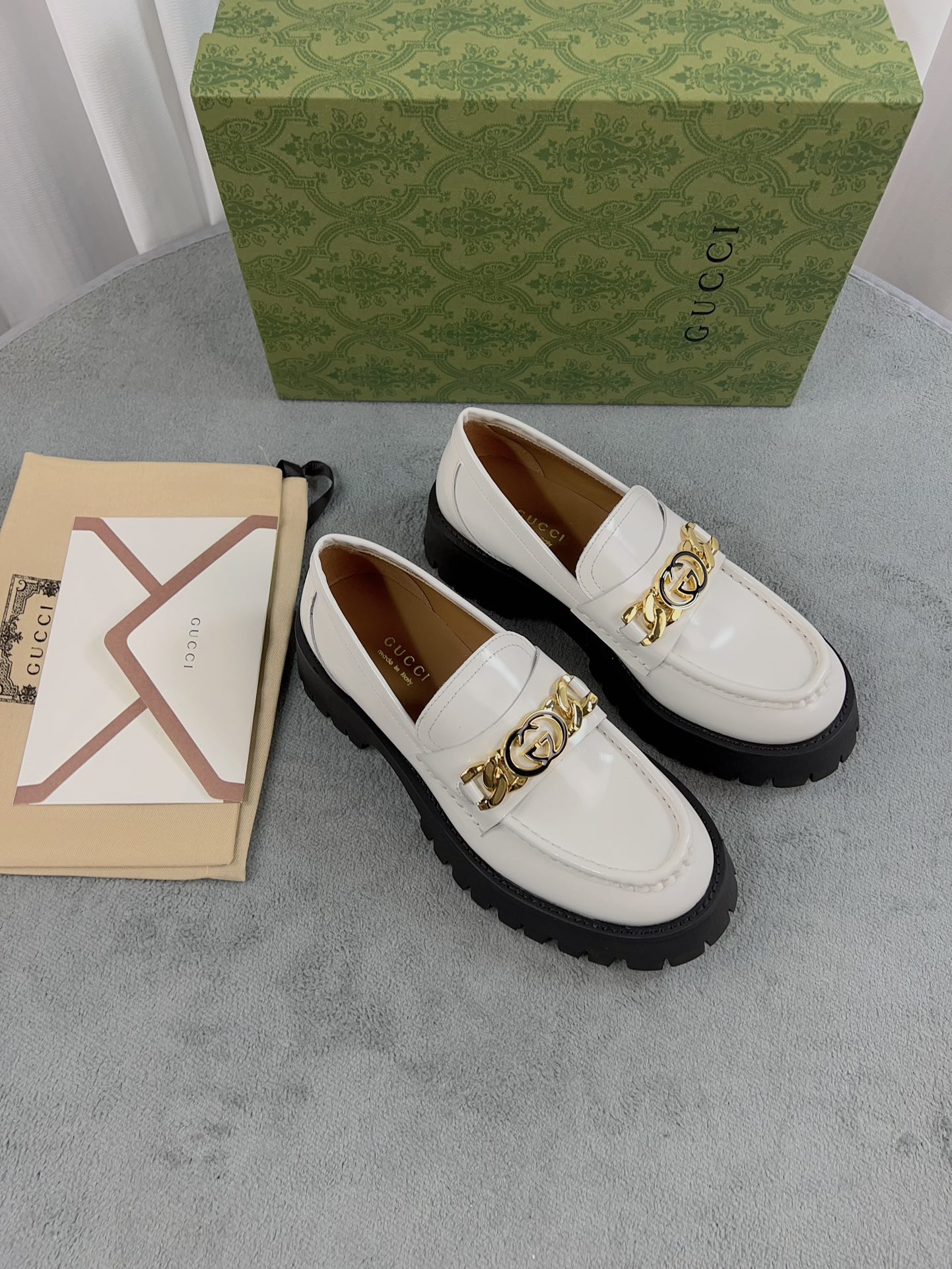 Gucci women's leather shoes-106