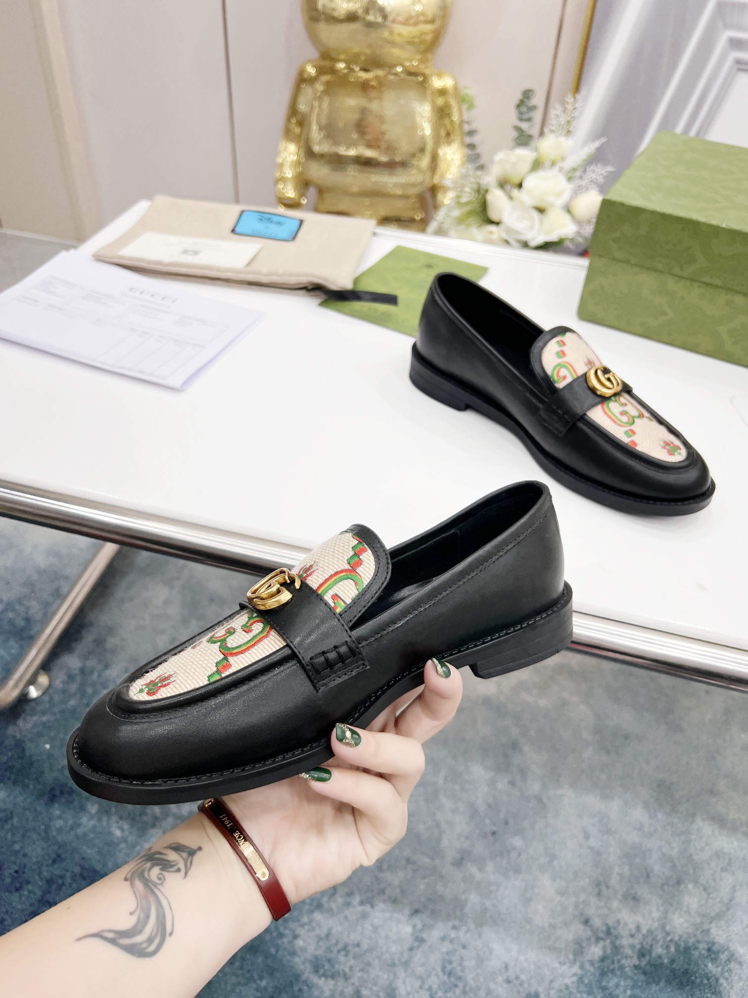 Gucci women's leather shoes-52