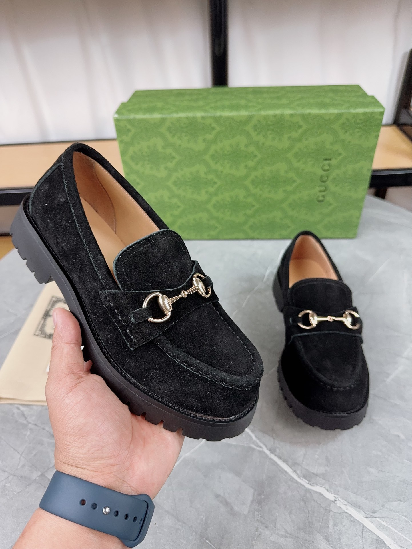 Gucci women's leather shoes-113