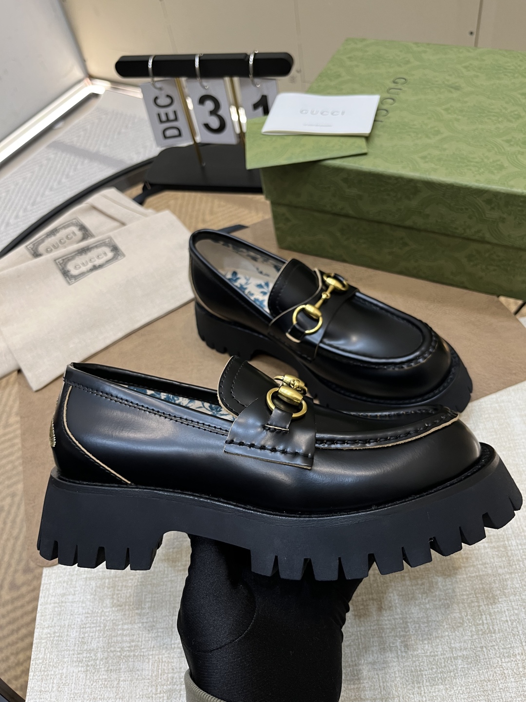 Gucci women's leather shoes-77