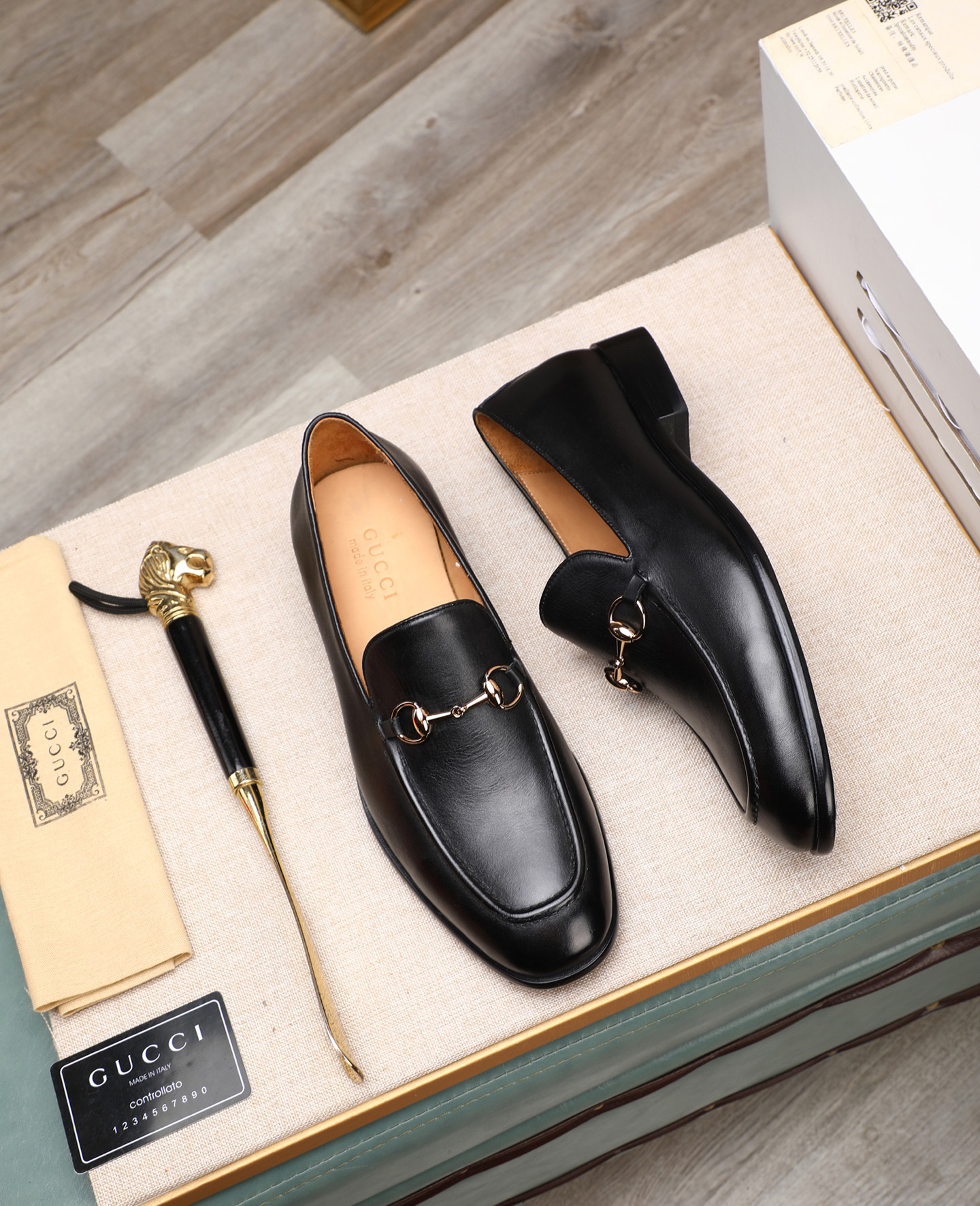 Gucci men's leather shoes-19