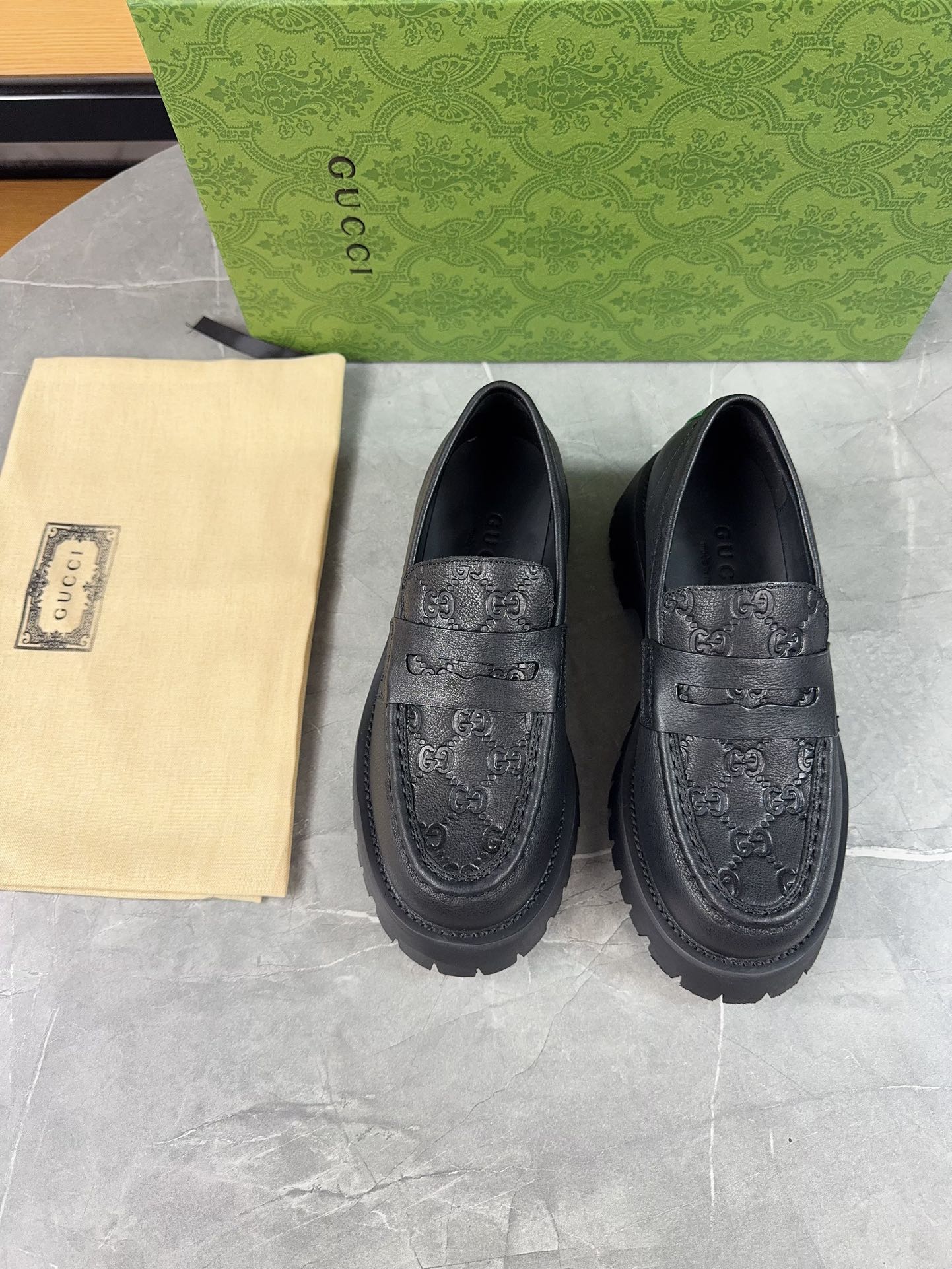 Gucci women's leather shoes-110