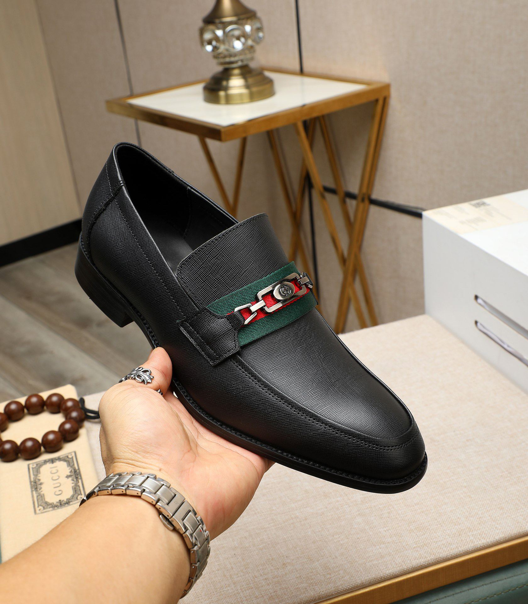 Gucci men's leather shoes-107