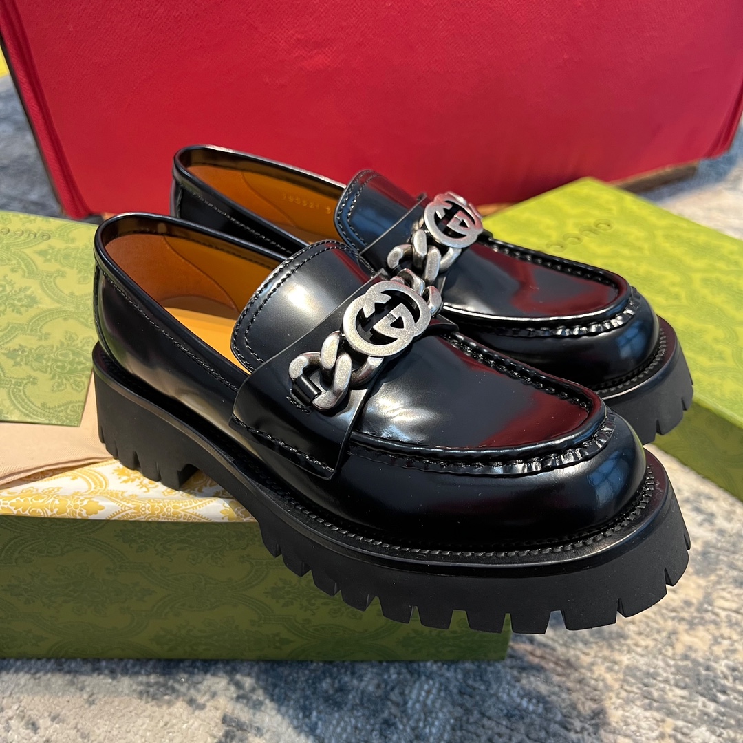 Gucci women's leather shoes-74