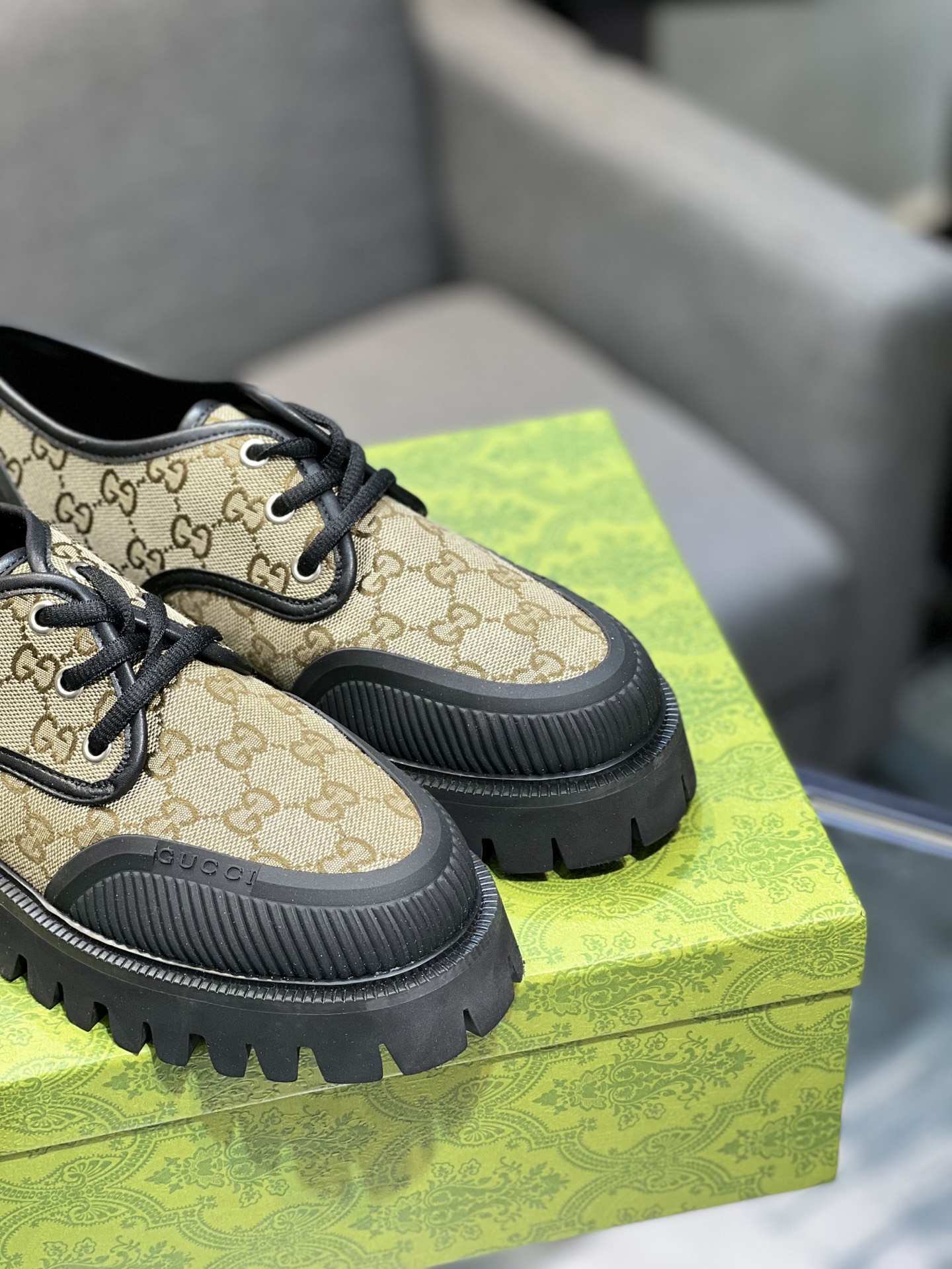 Gucci women's leather shoes-31