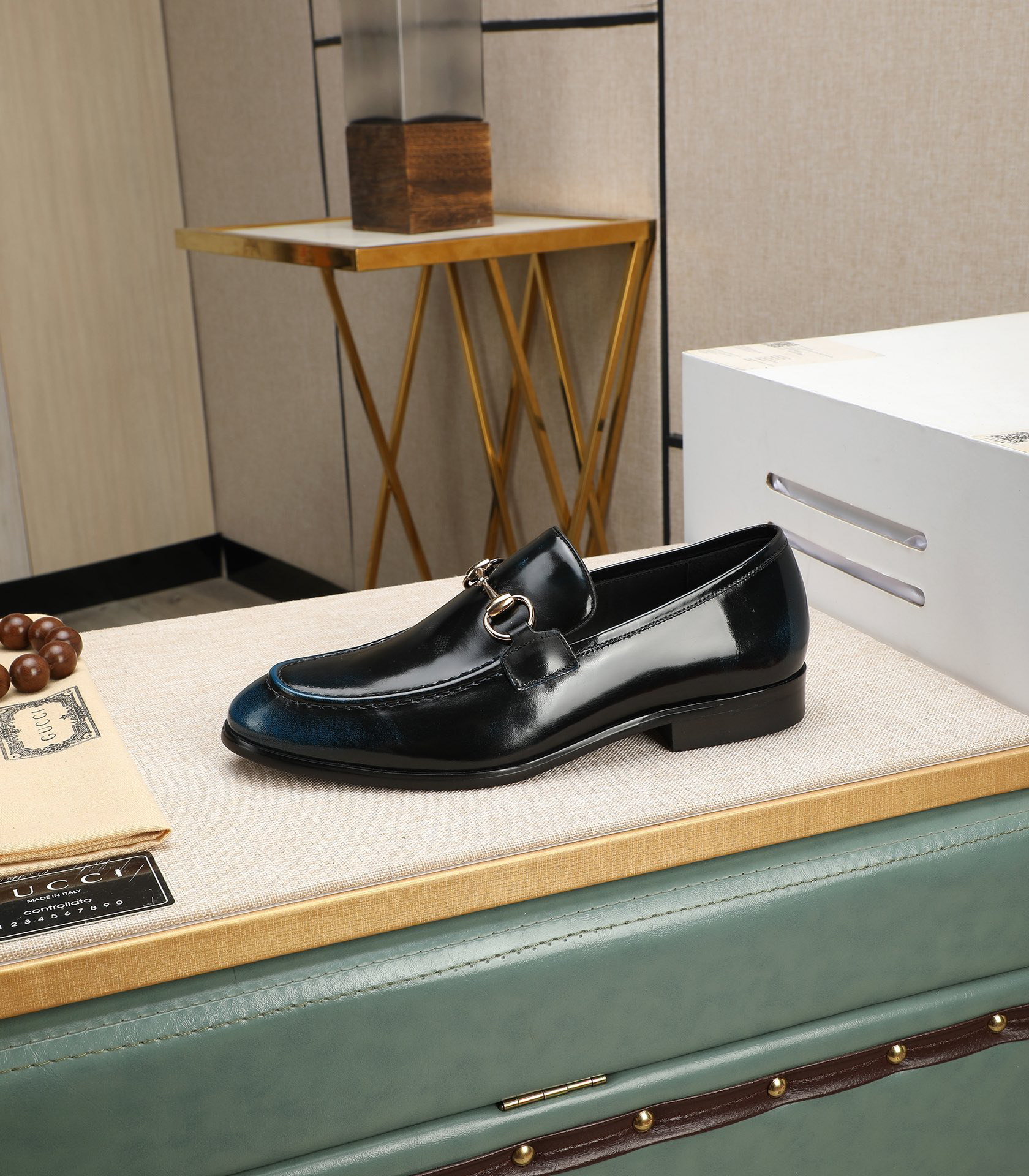 Gucci men's leather shoes-86