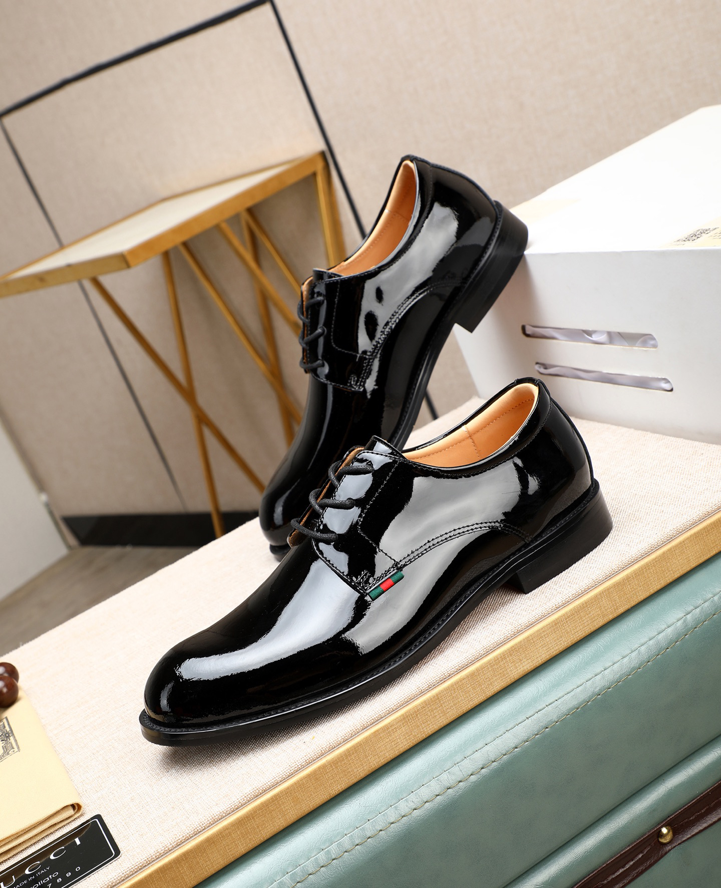 Gucci men's leather shoes-115