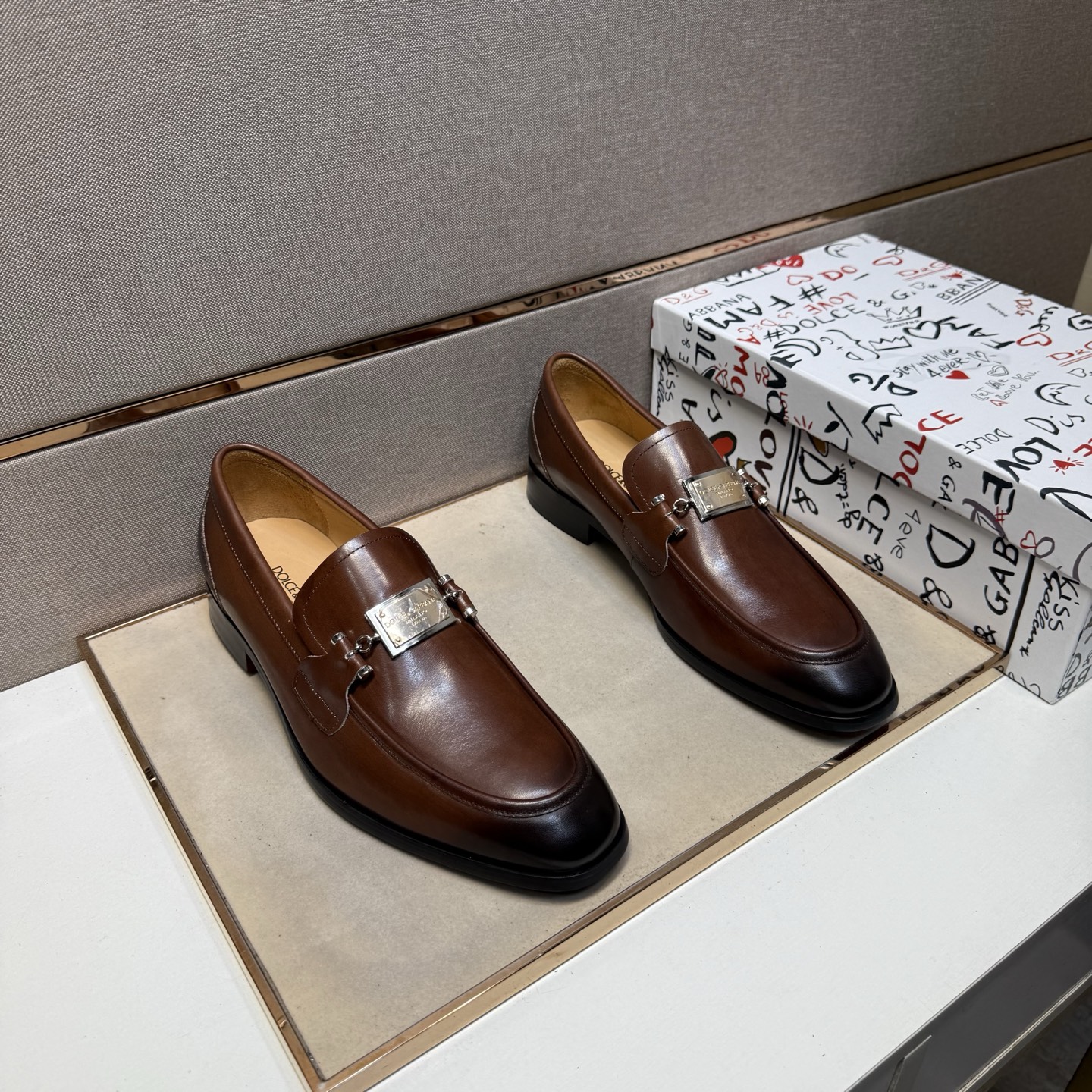 D&G men's leather shoes-106