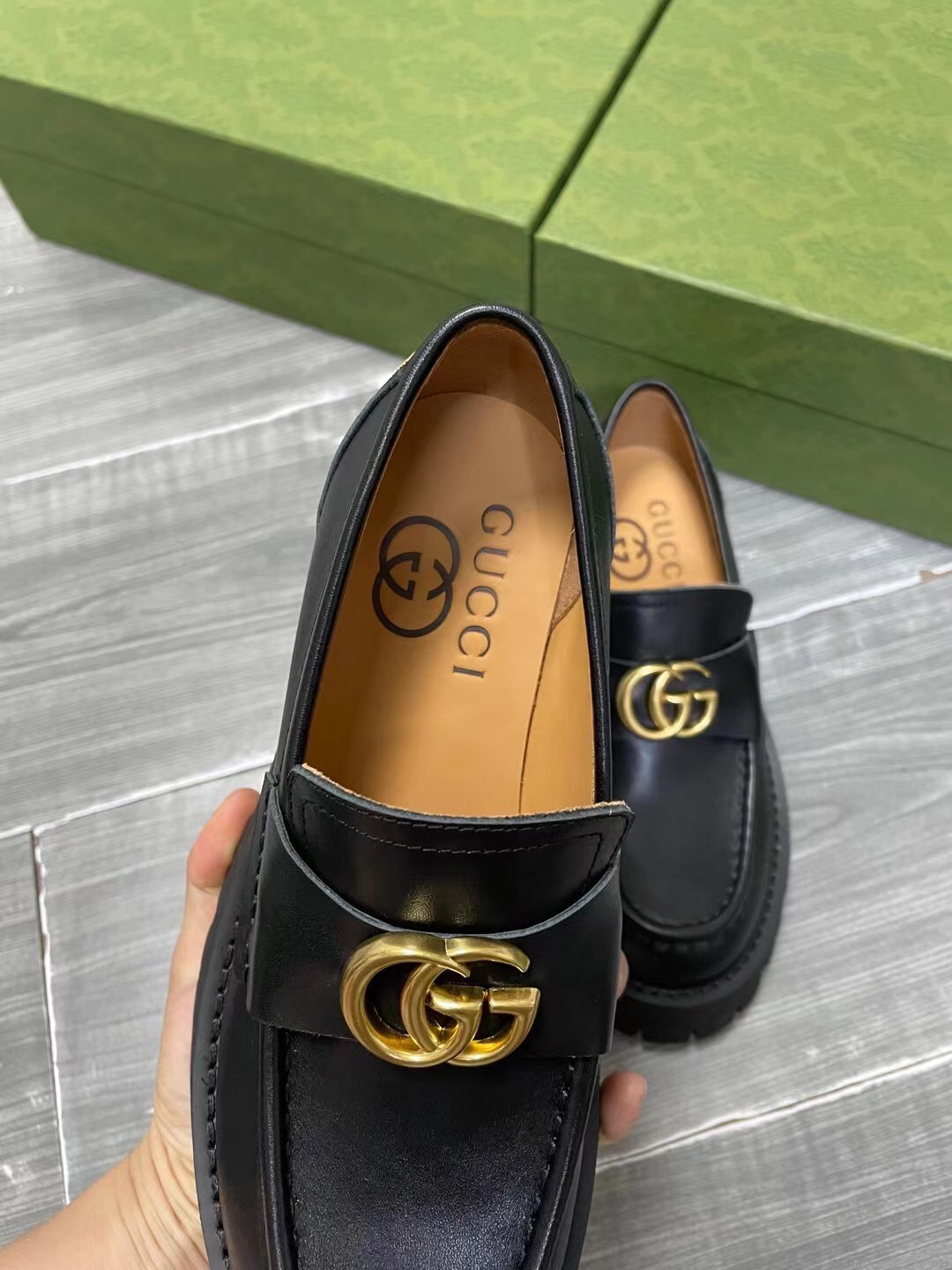 Gucci women's leather shoes-85