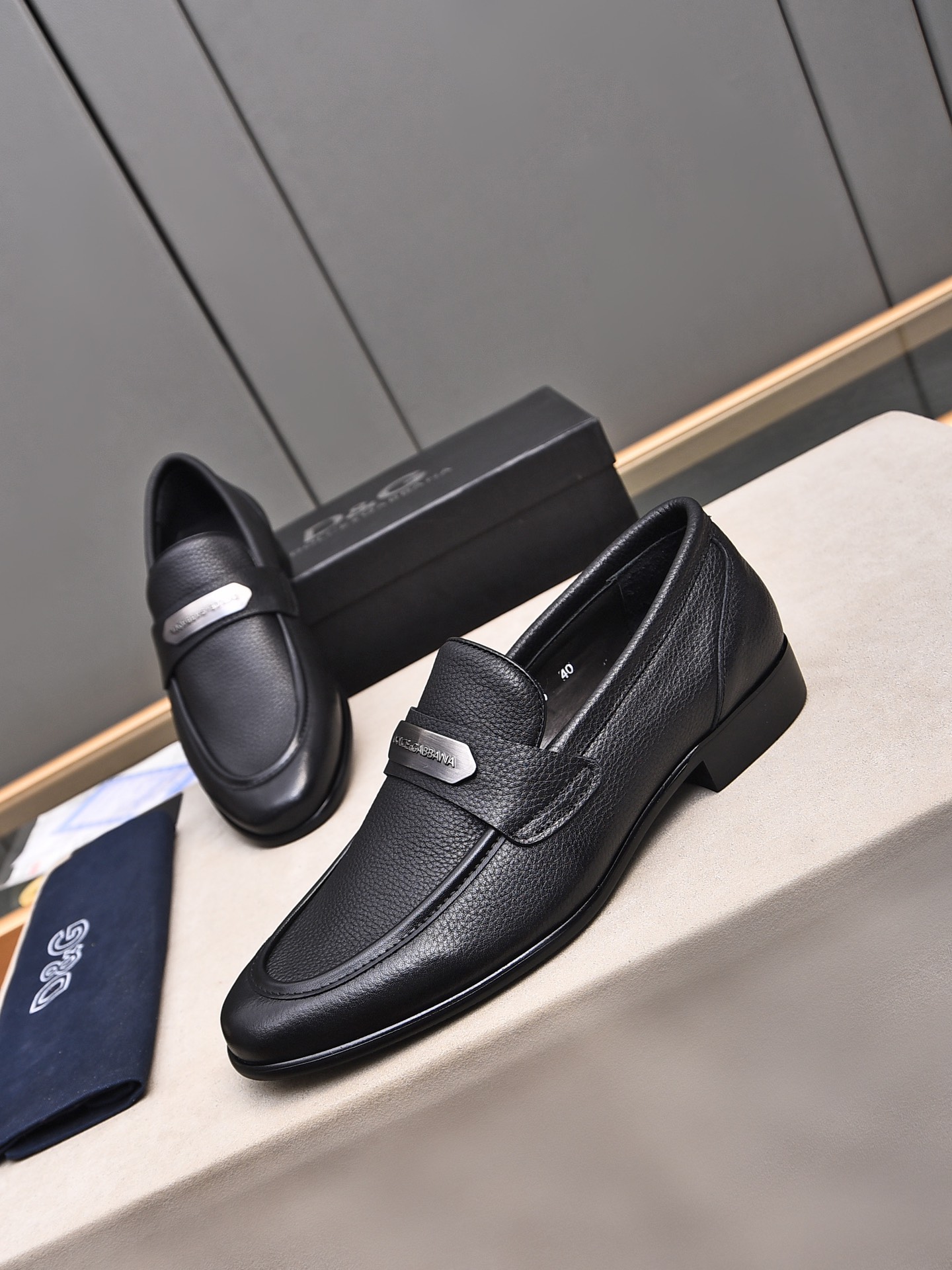 D&G men's leather shoes-70