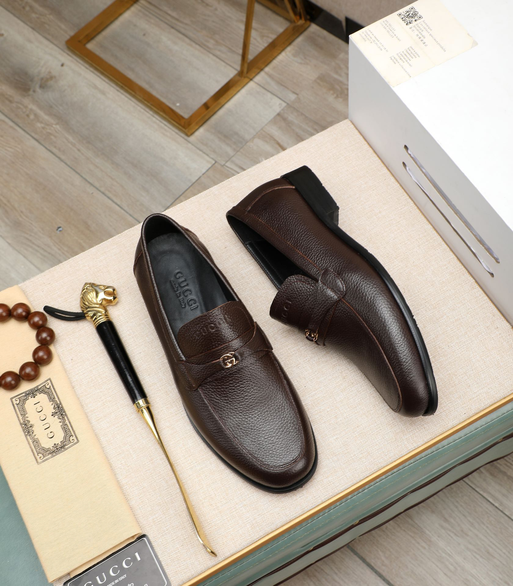 Gucci men's leather shoes-135