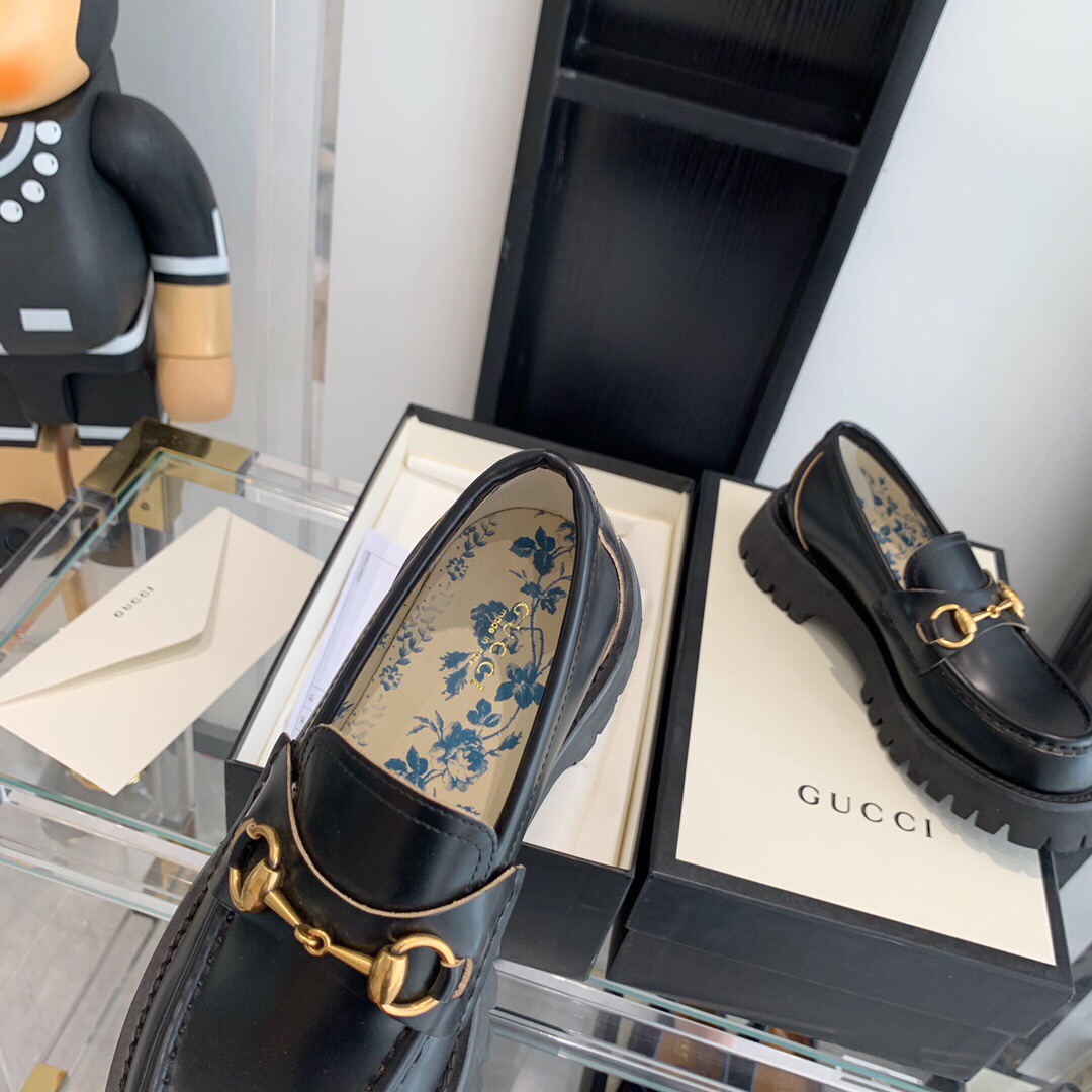Gucci women's leather shoes-73