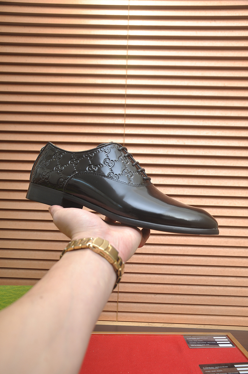 Gucci men's leather shoes-32