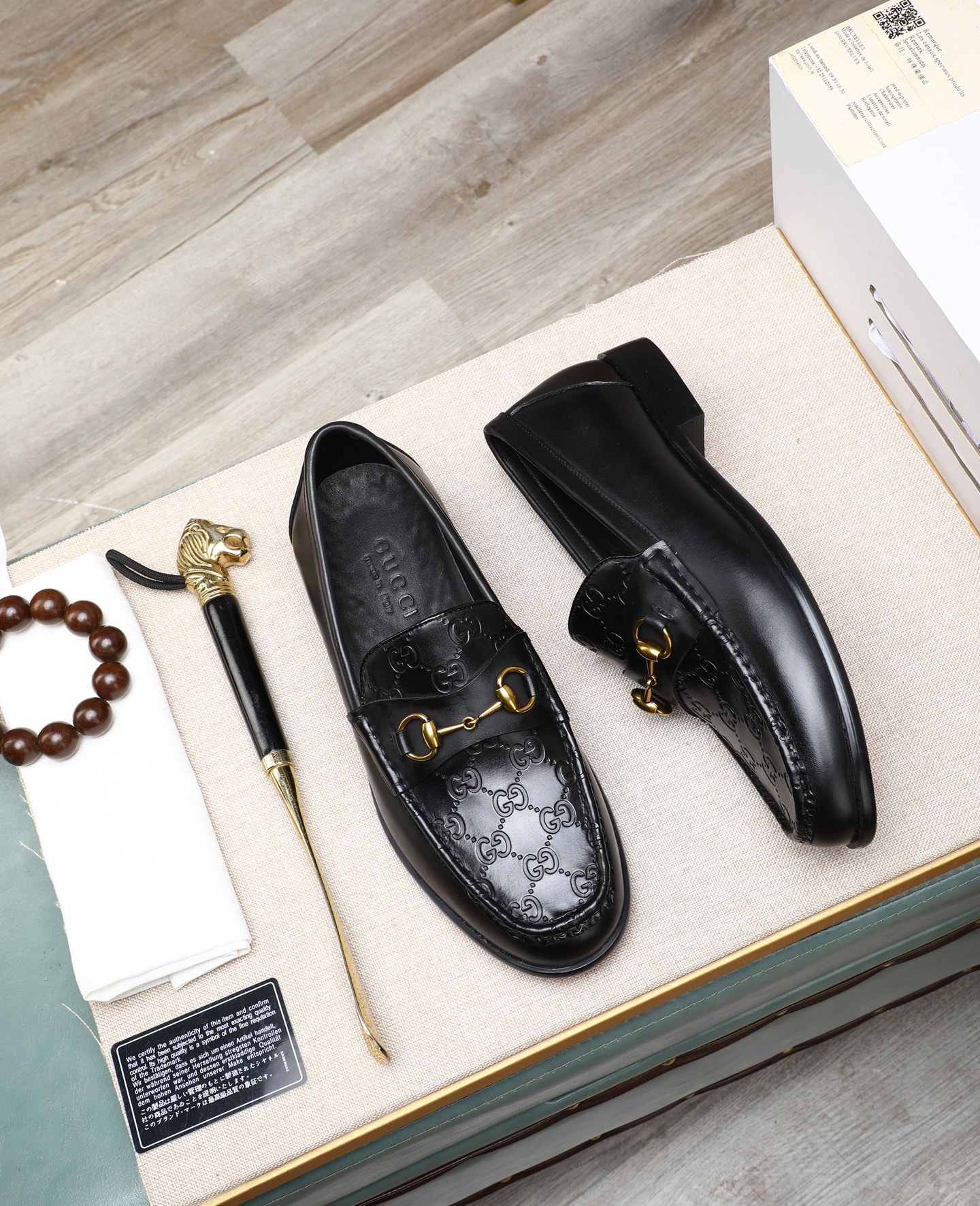 Gucci men's leather shoes-102