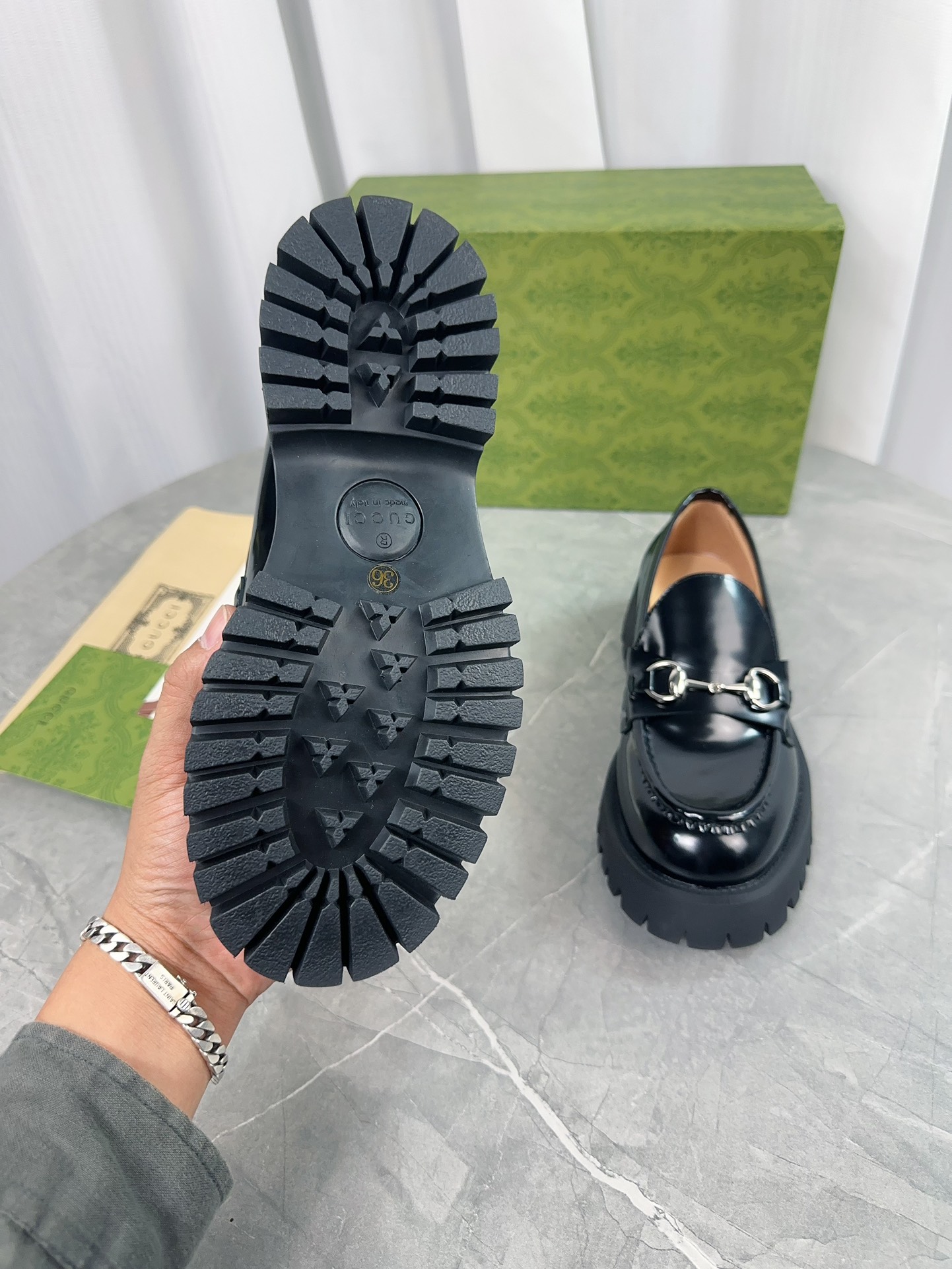 Gucci women's leather shoes-97