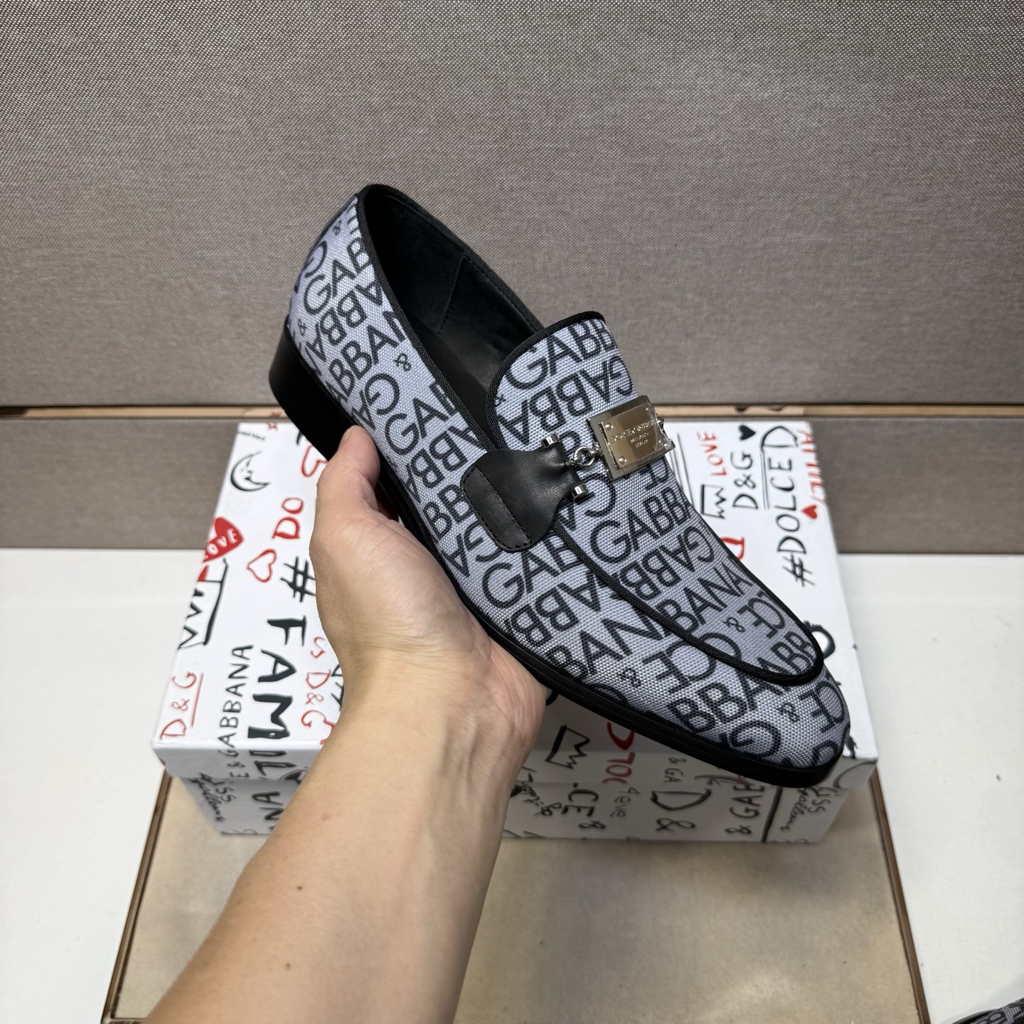 D&G men's leather shoes-108