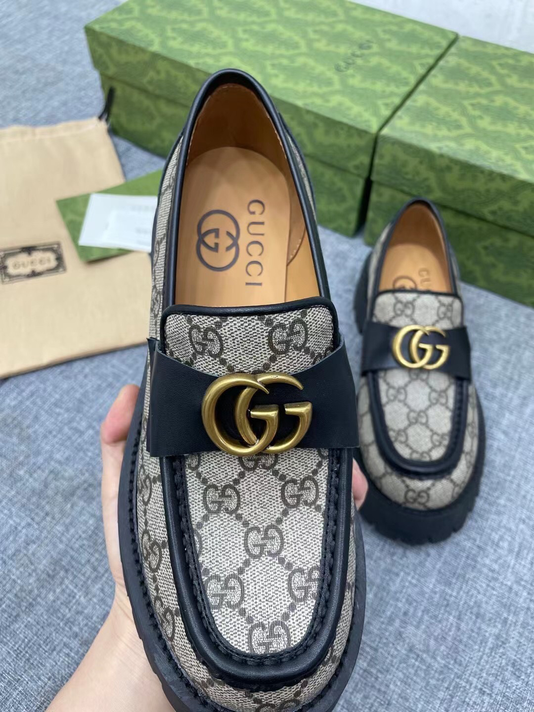 Gucci women's leather shoes-83