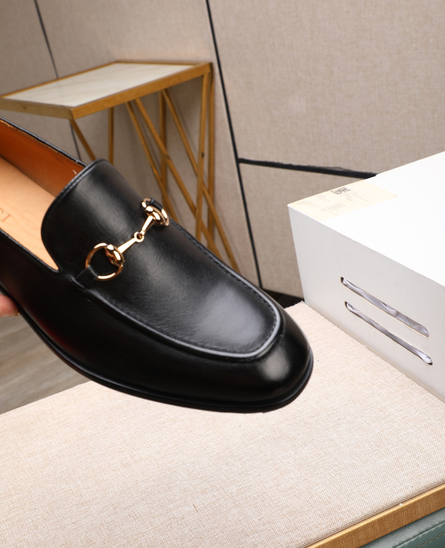 Gucci men's leather shoes-19