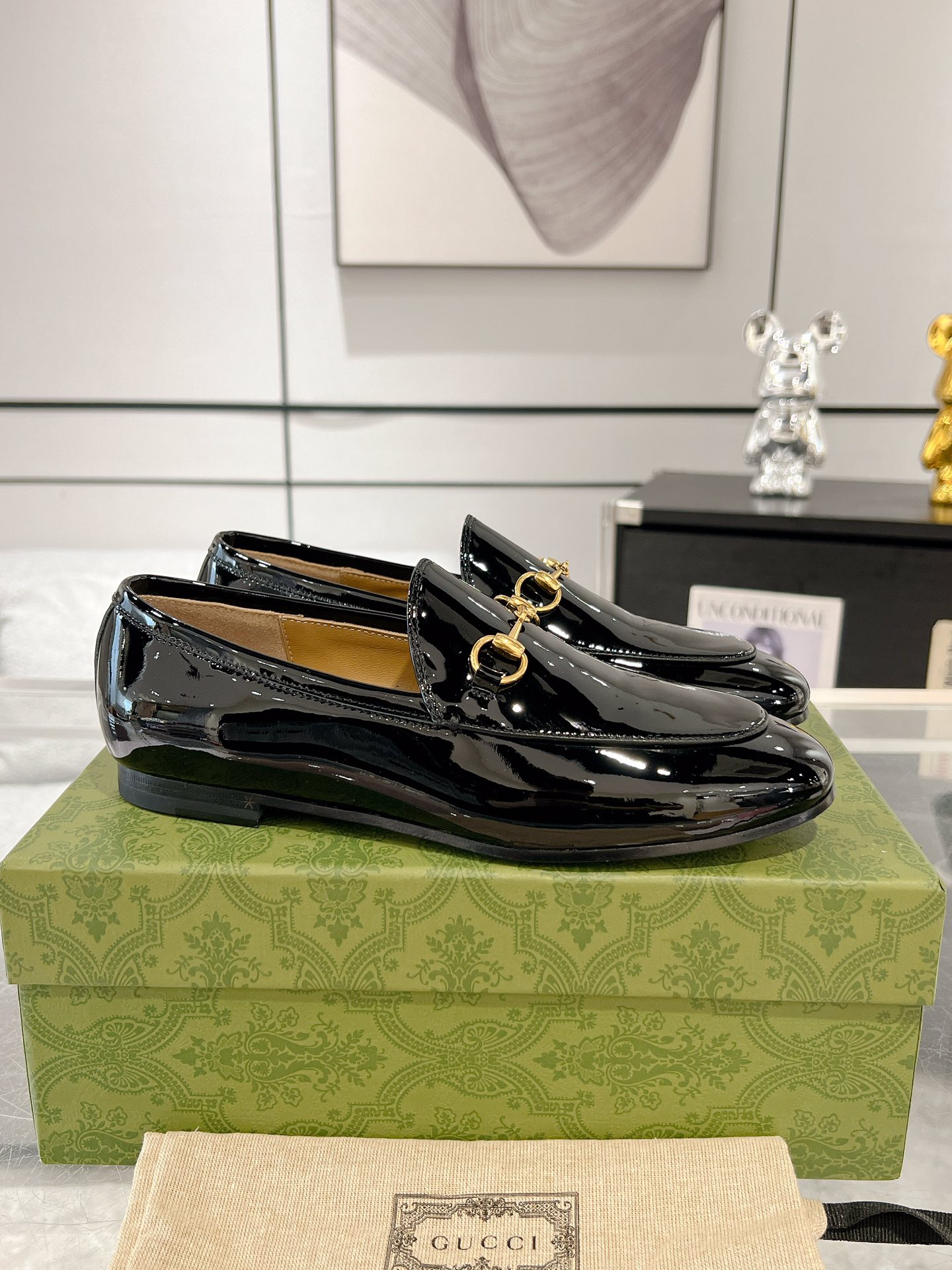 Gucci women's leather shoes-19