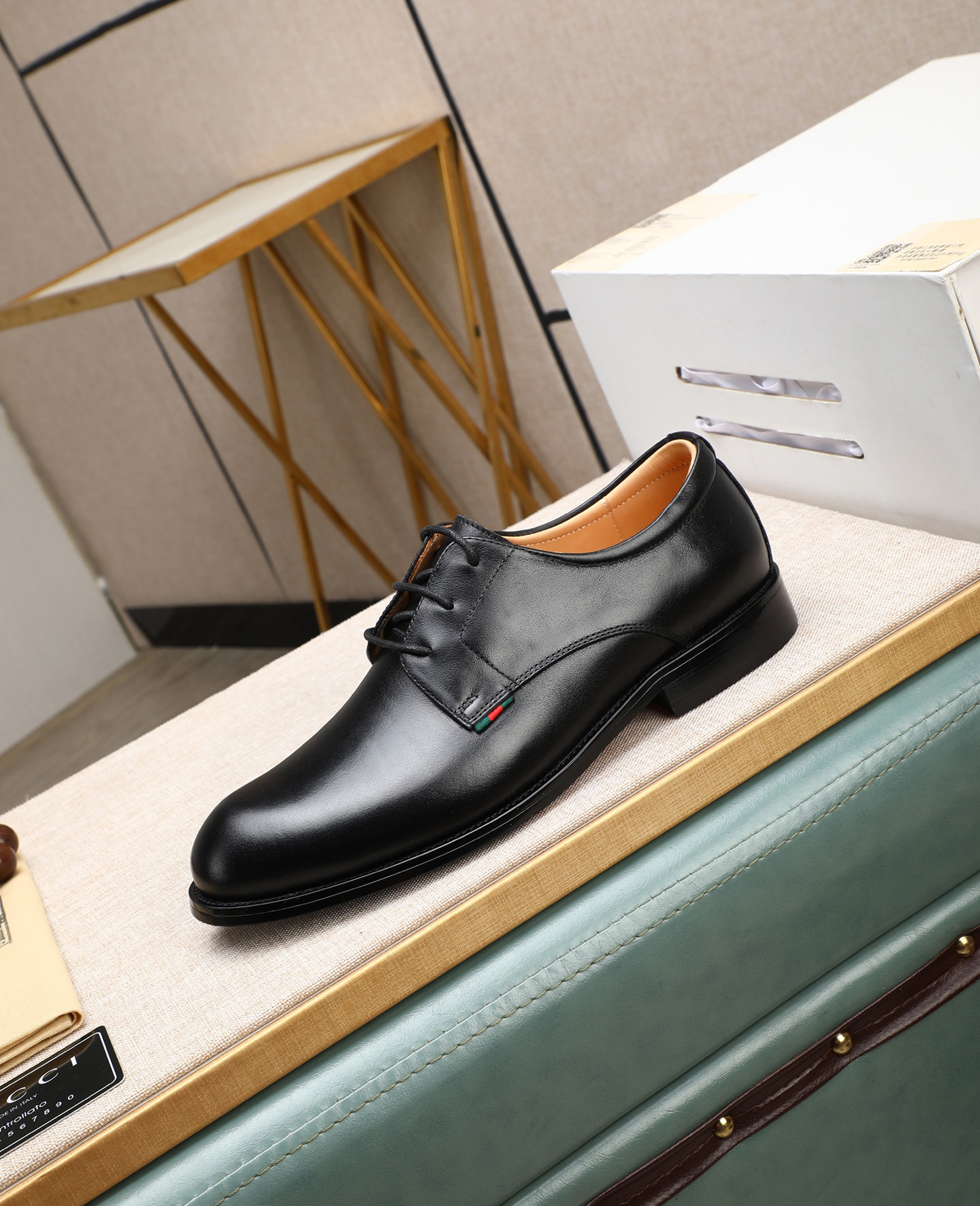 Gucci men's leather shoes-114