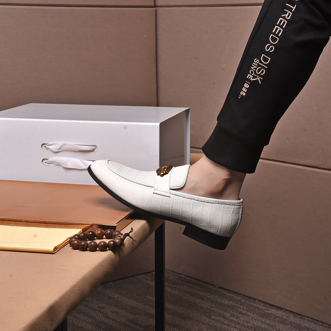 Gucci men's leather shoes-53