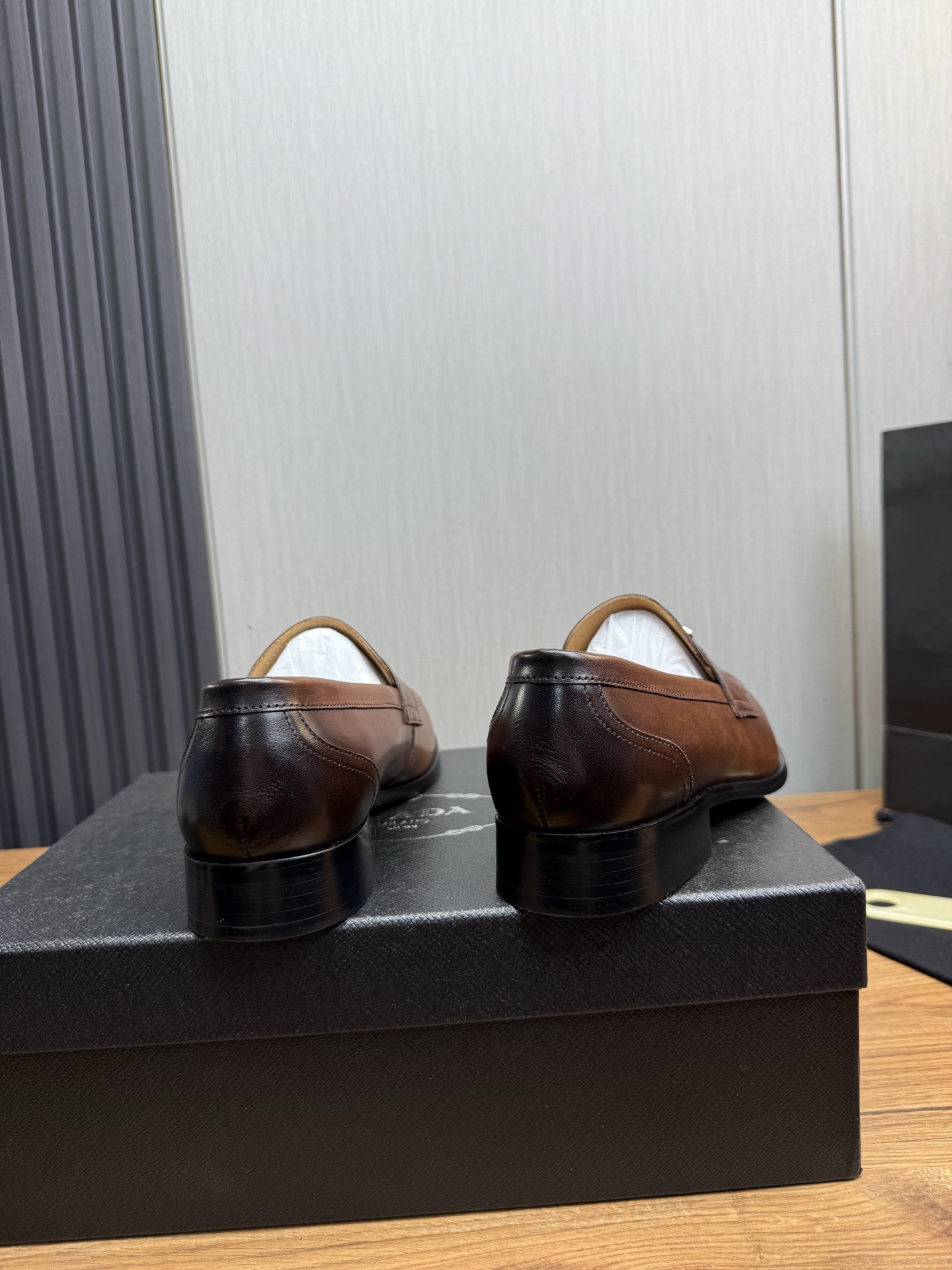 D&G men's leather shoes-25