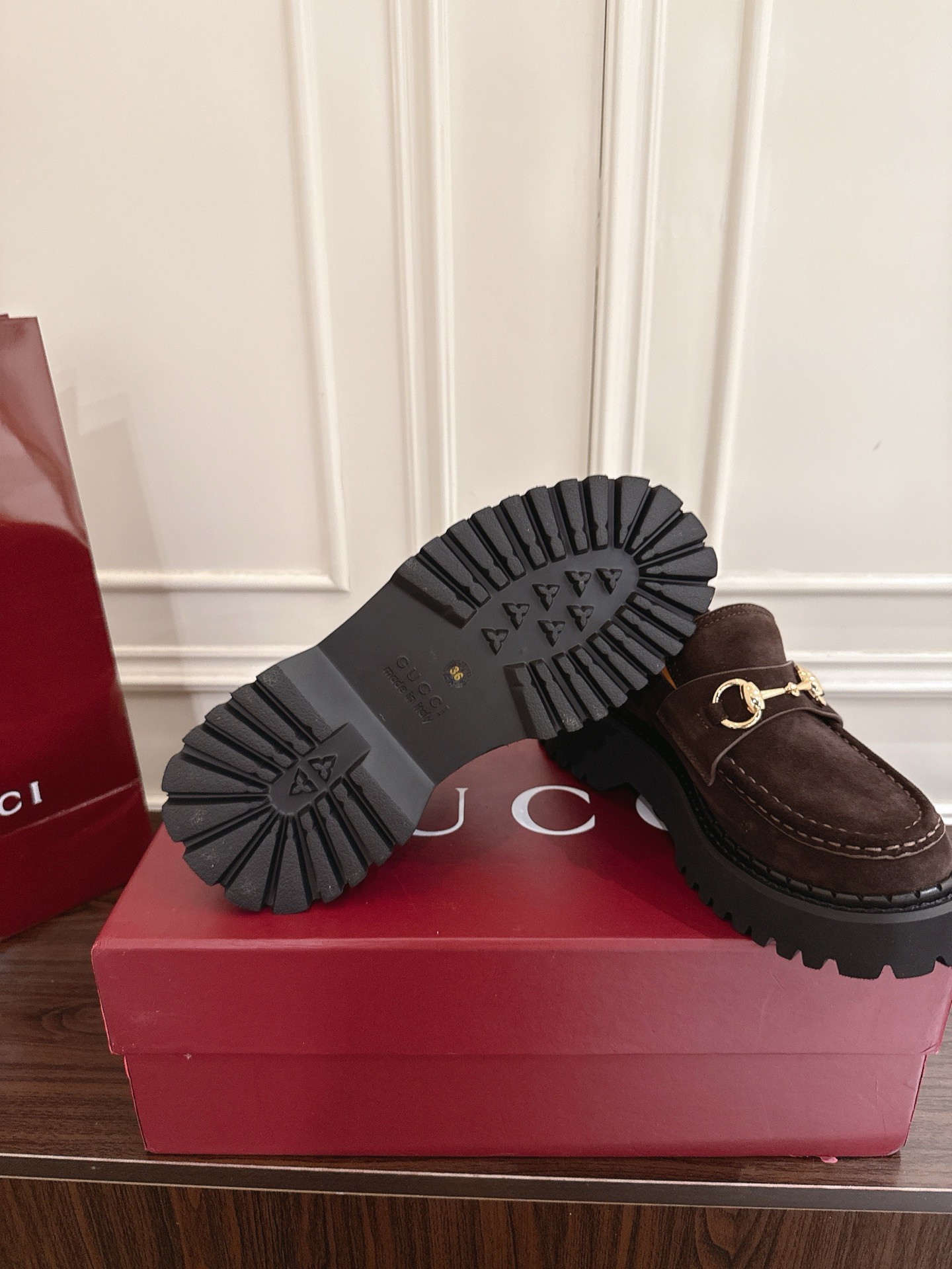 Gucci women's leather shoes-62