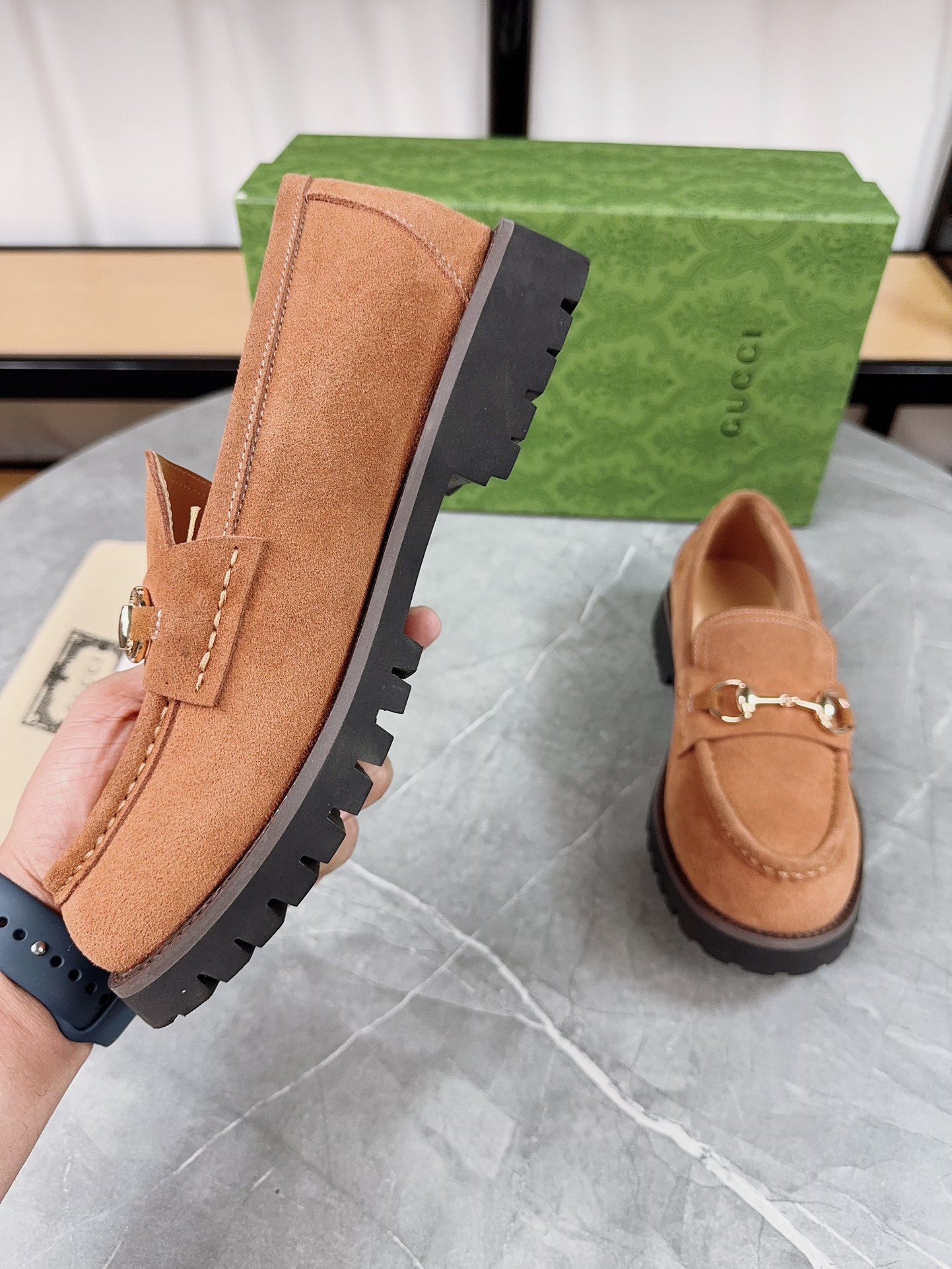 Gucci women's leather shoes-115