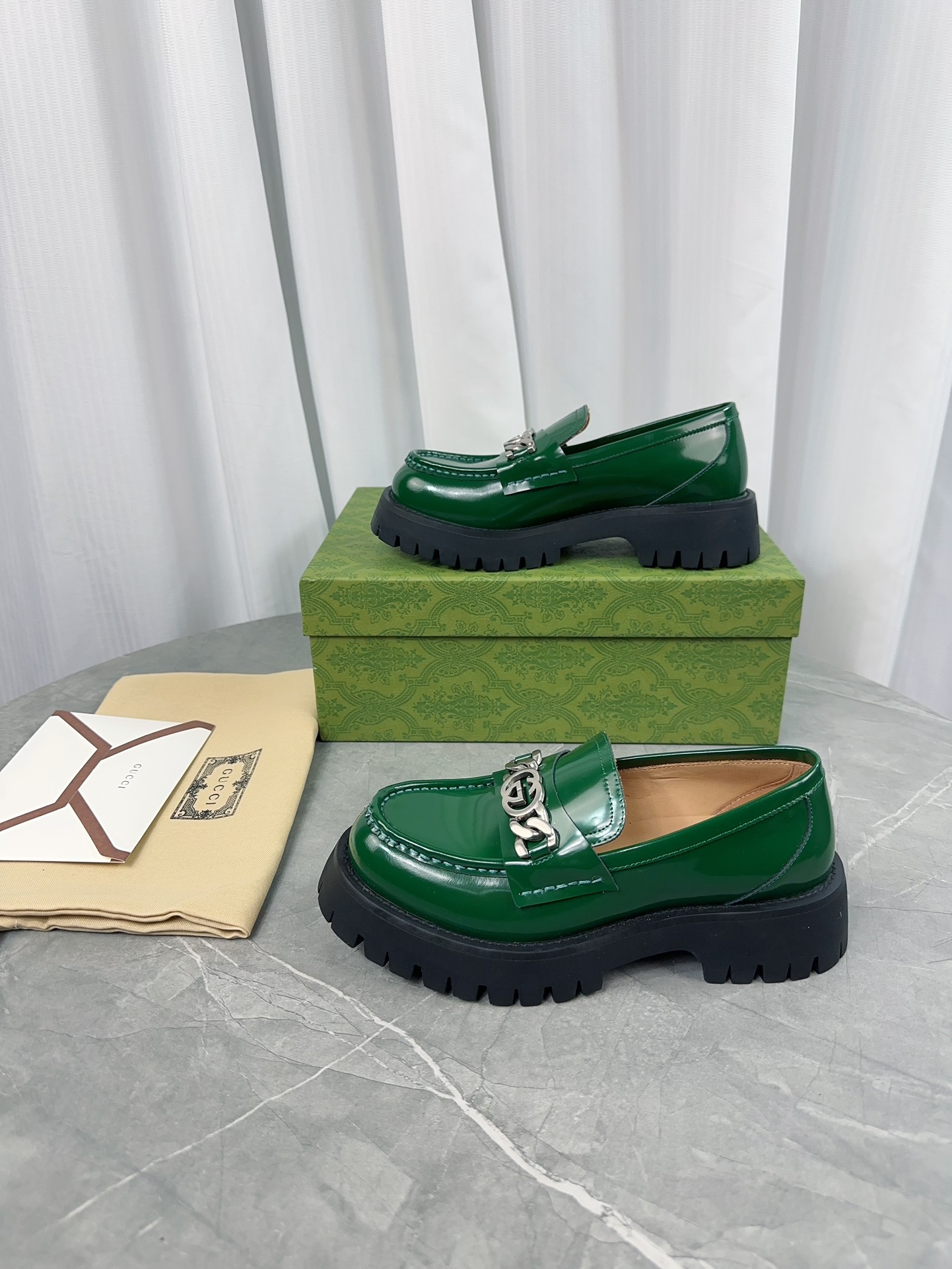 Gucci women's leather shoes-108