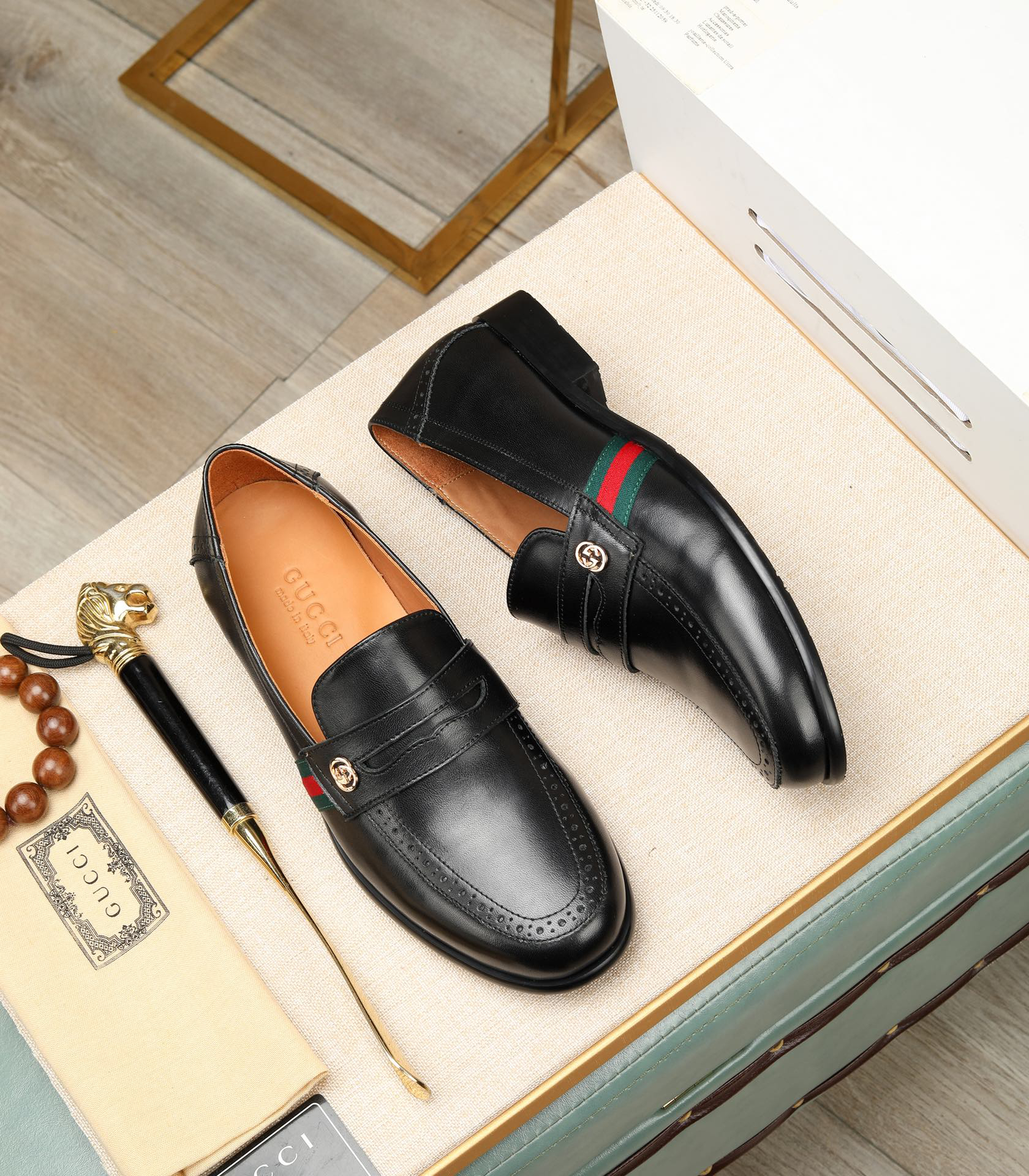 Gucci men's leather shoes-112