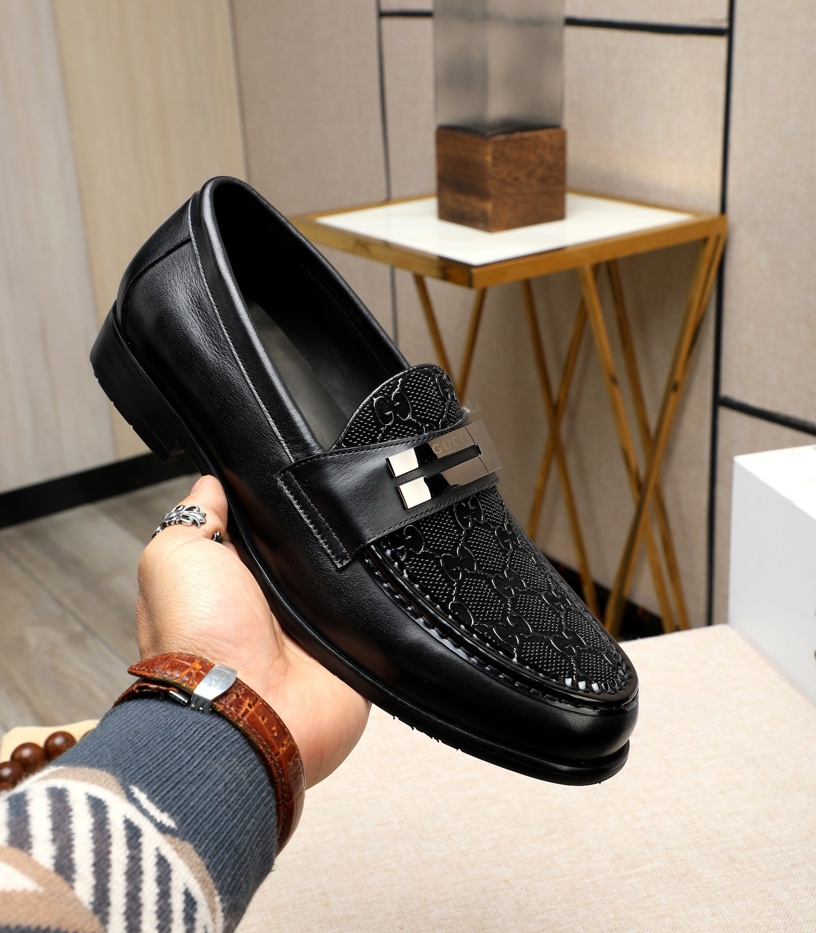 Gucci men's leather shoes-129