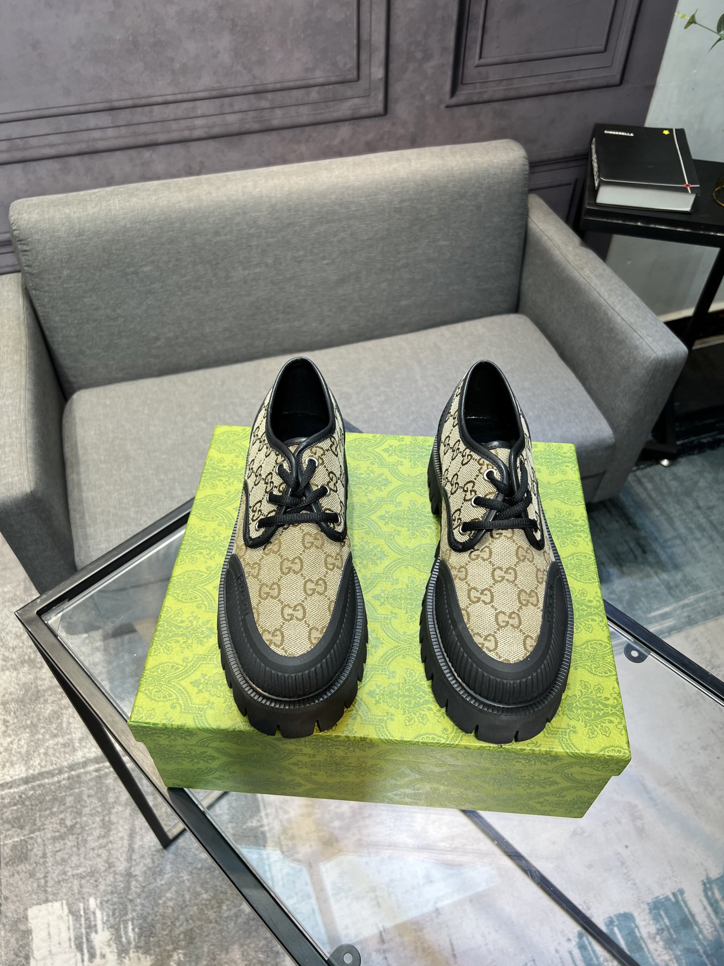 Gucci women's leather shoes-31