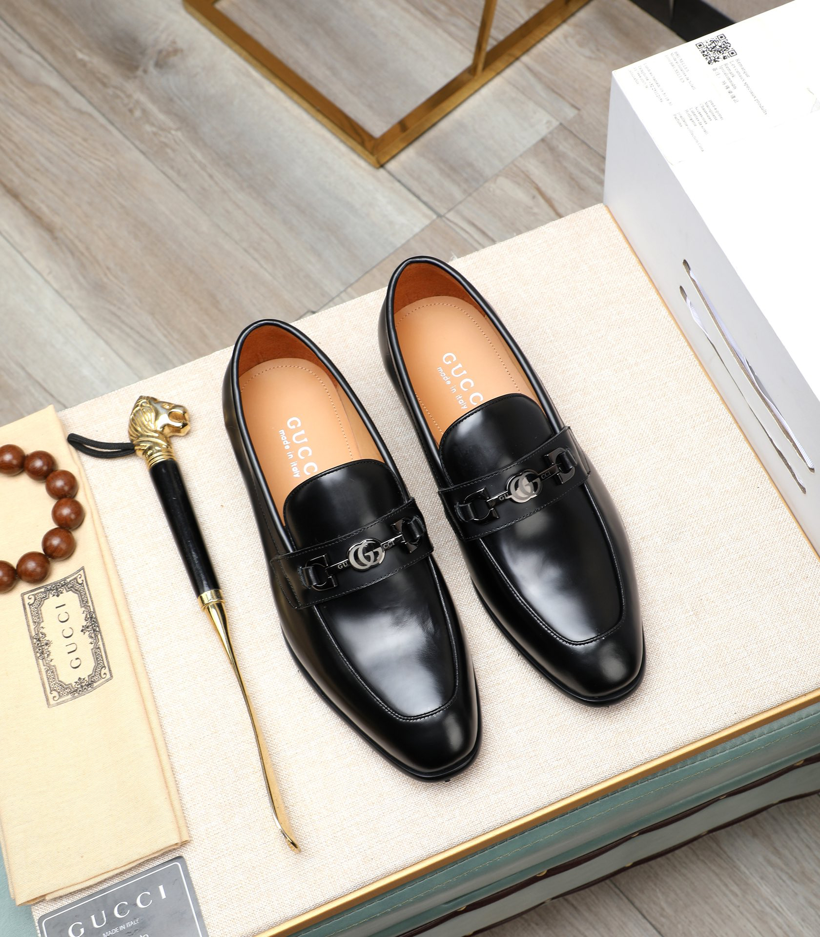 Gucci men's leather shoes-111