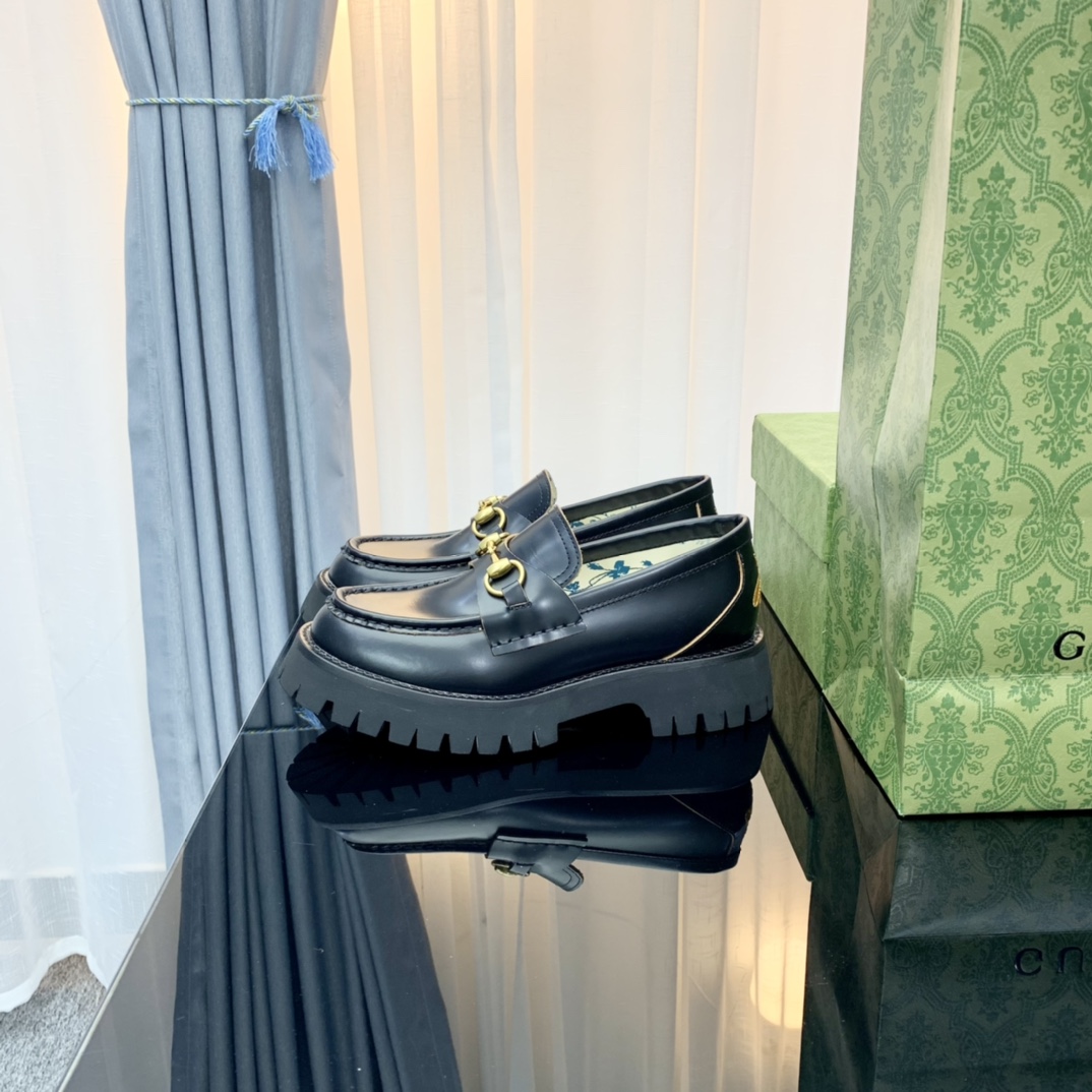 Gucci women's leather shoes-3