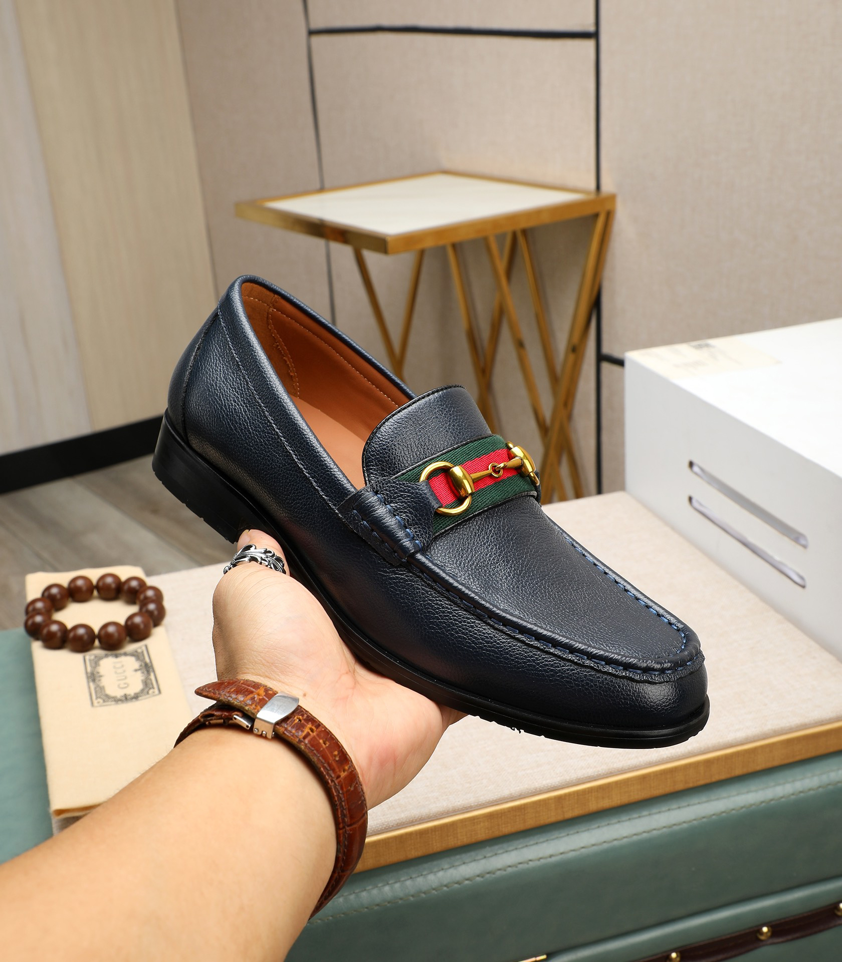 Gucci men's leather shoes-136