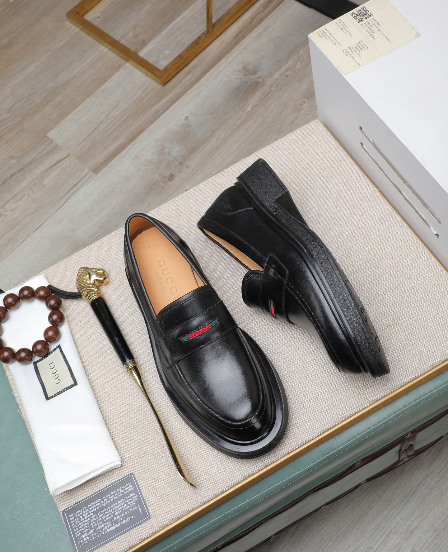 Gucci men's leather shoes-132