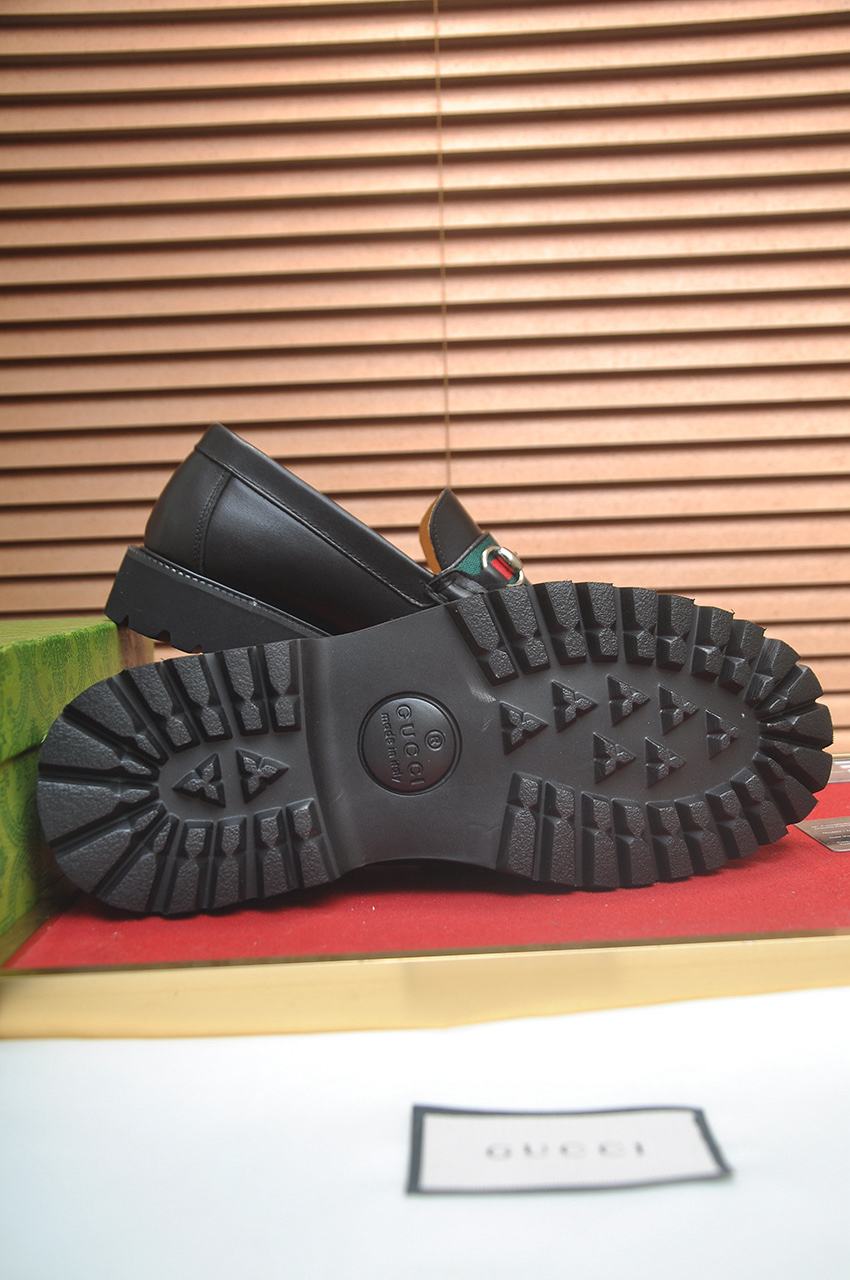 Gucci men's leather shoes-35