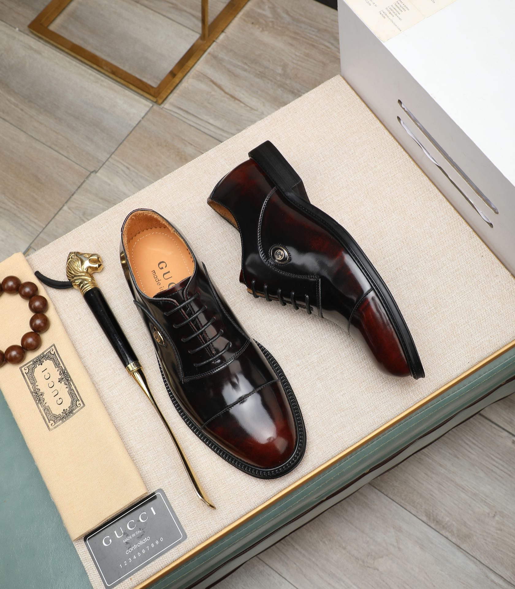 Gucci men's leather shoes-127