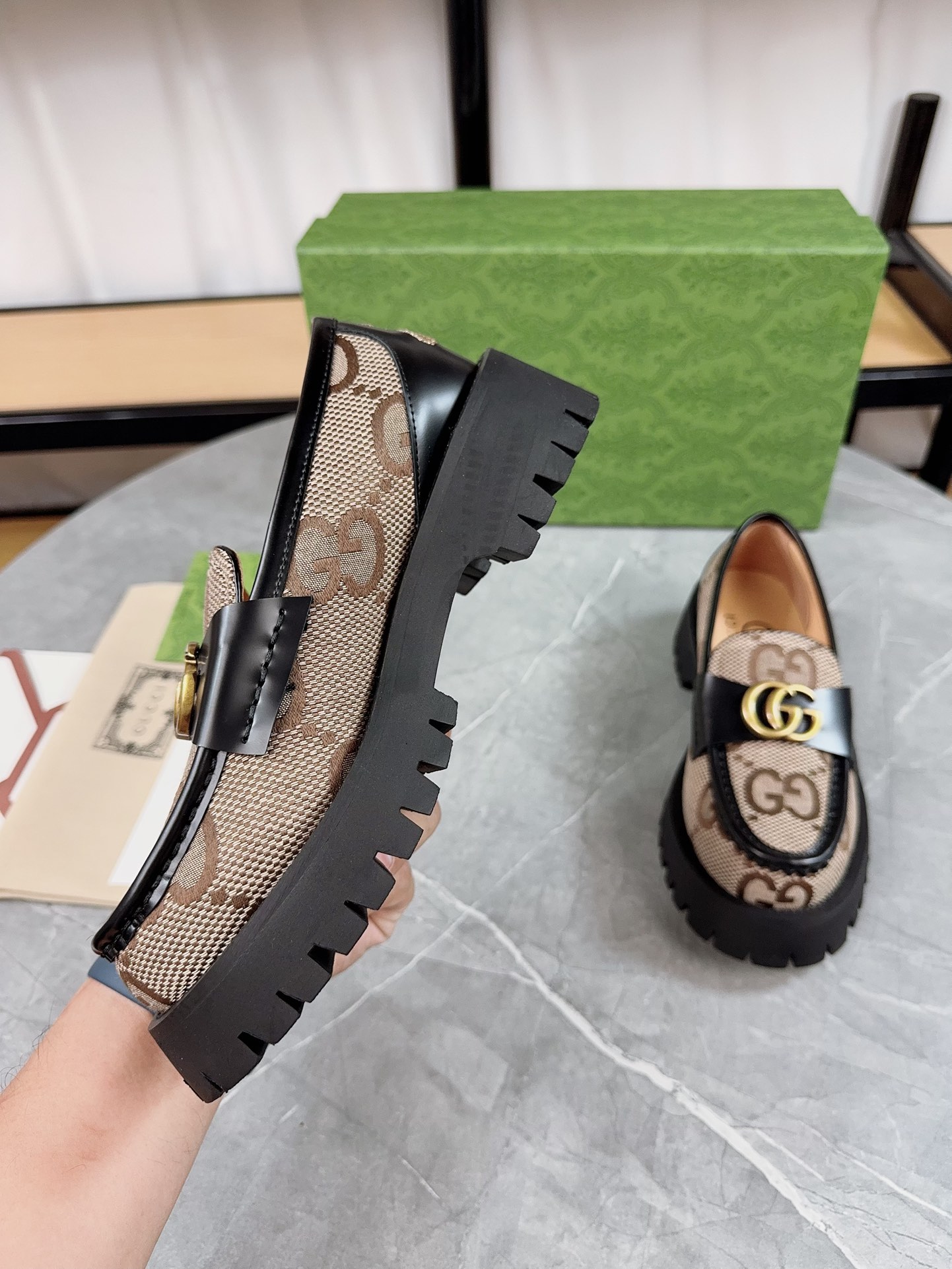 Gucci women's leather shoes-94