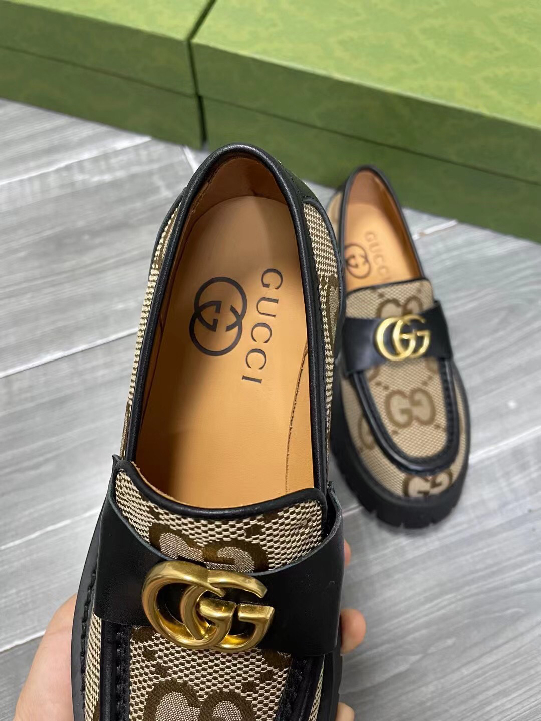 Gucci women's leather shoes-87