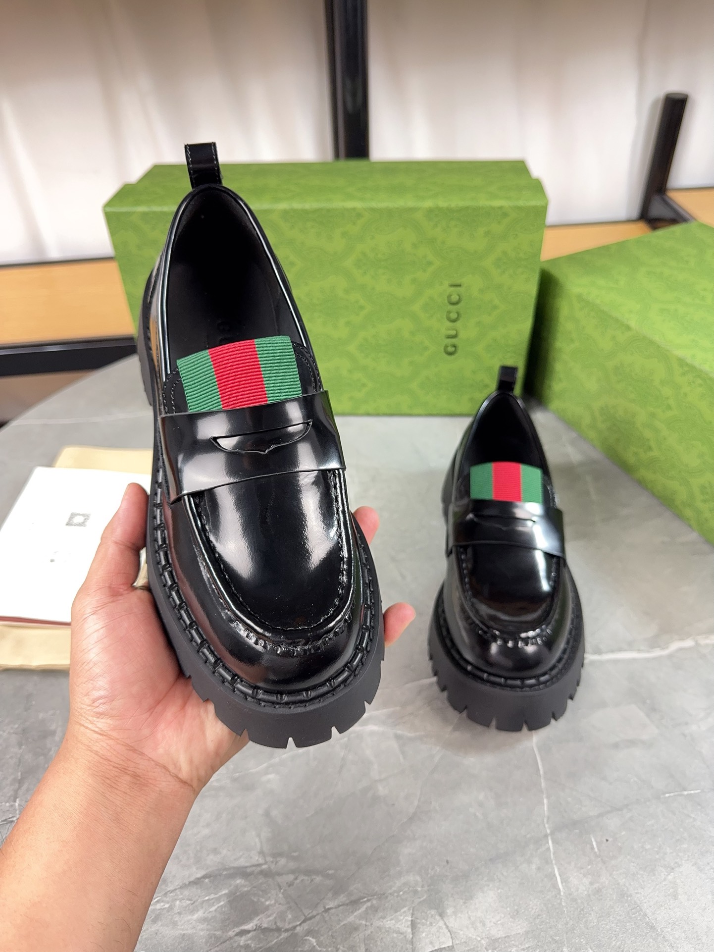 Gucci women's leather shoes-96