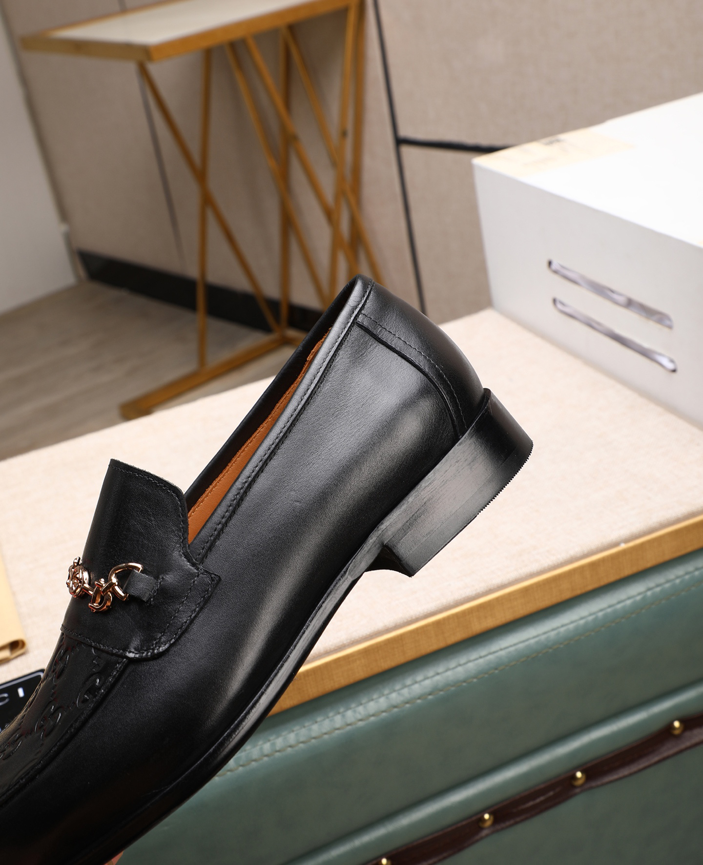 Gucci men's leather shoes-18